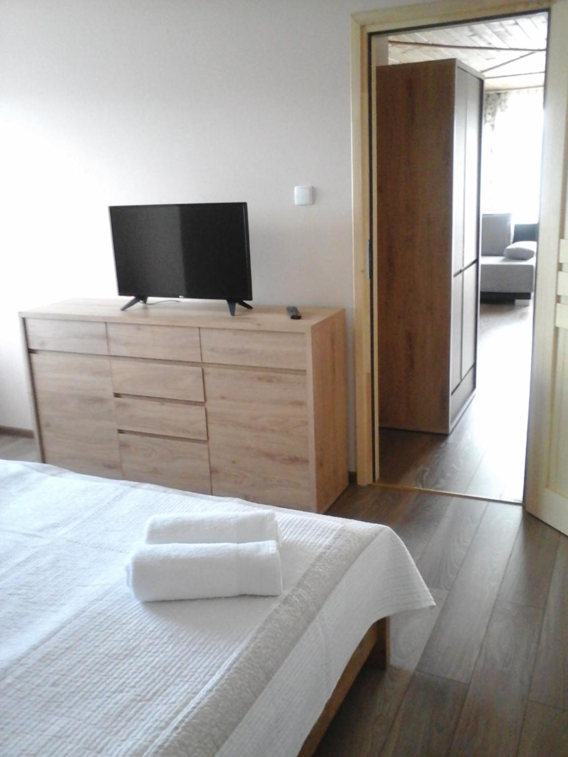 Apartment with Balcony photo 3
