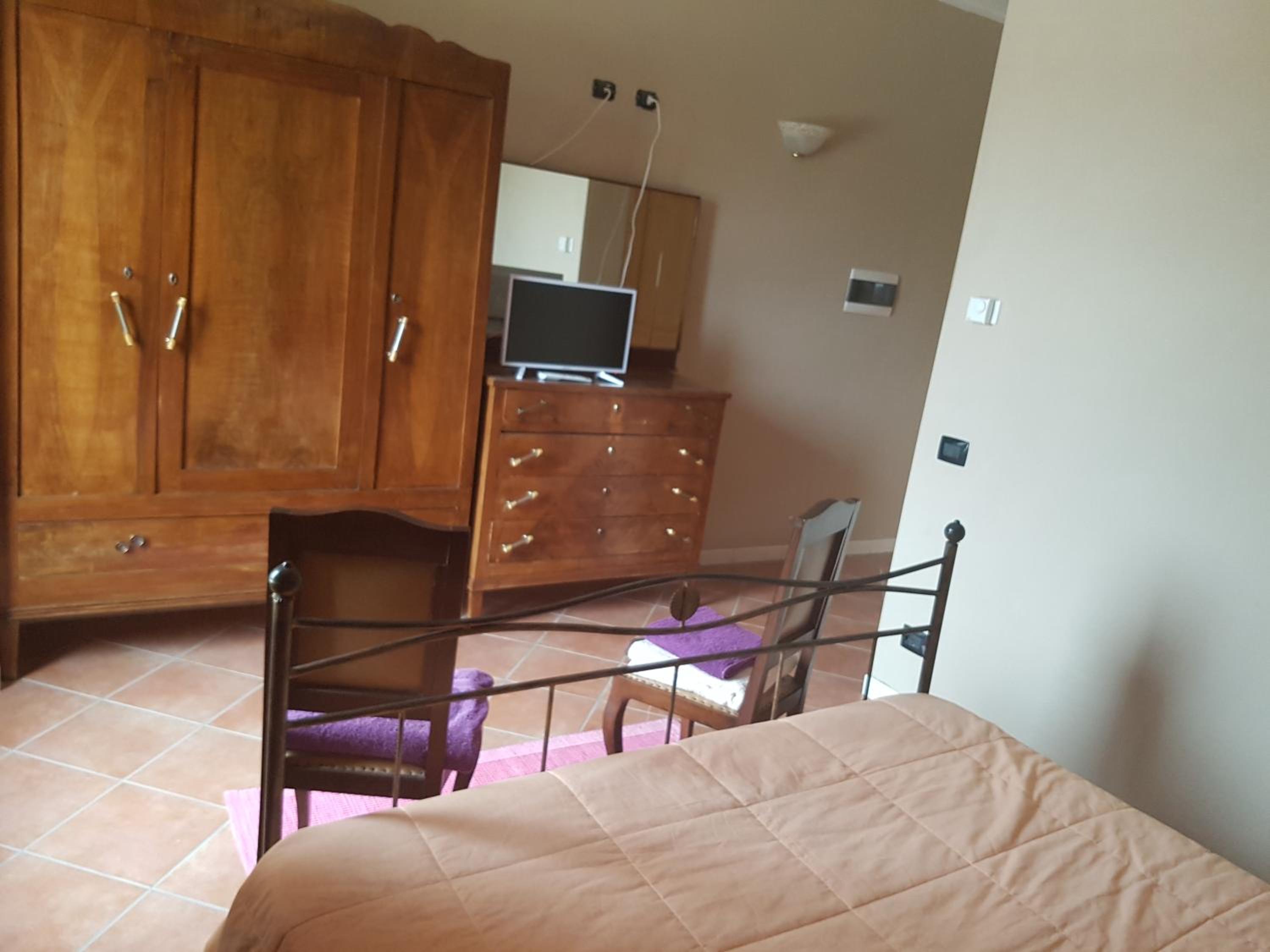 Double Room with Private Bathroom photo 3