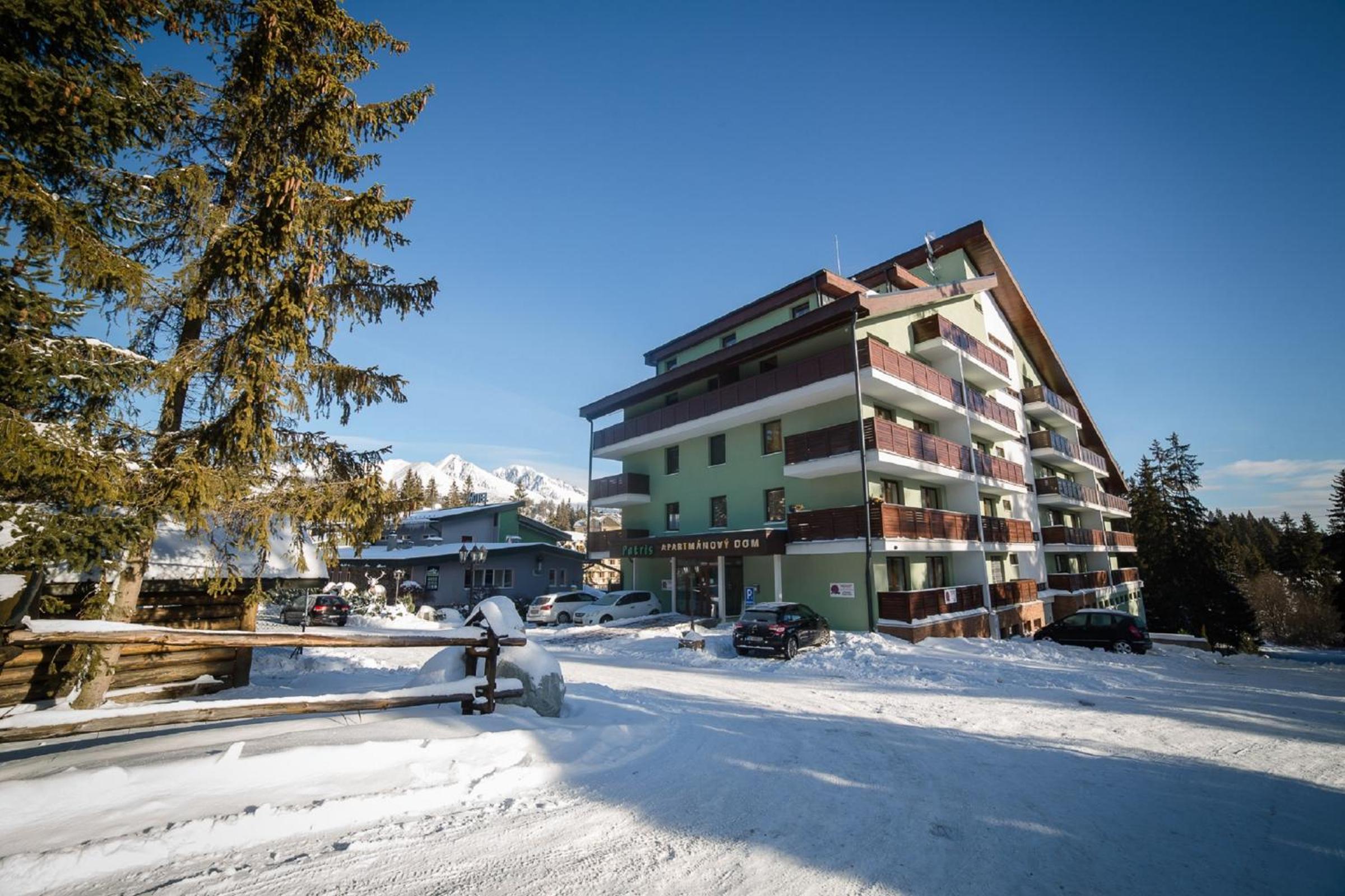 Apartment with Mountain View photo 3