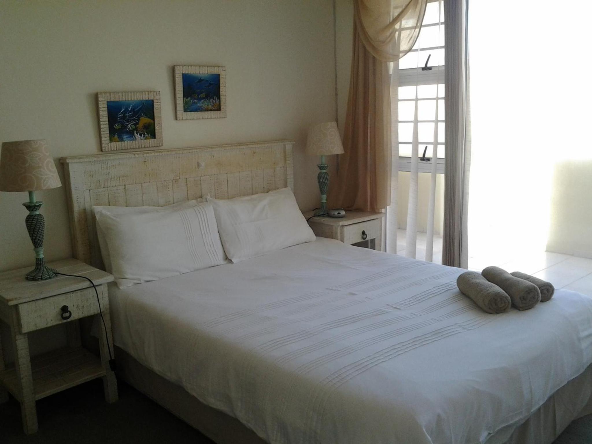 Two-Bedroom Apartment - Photo 14