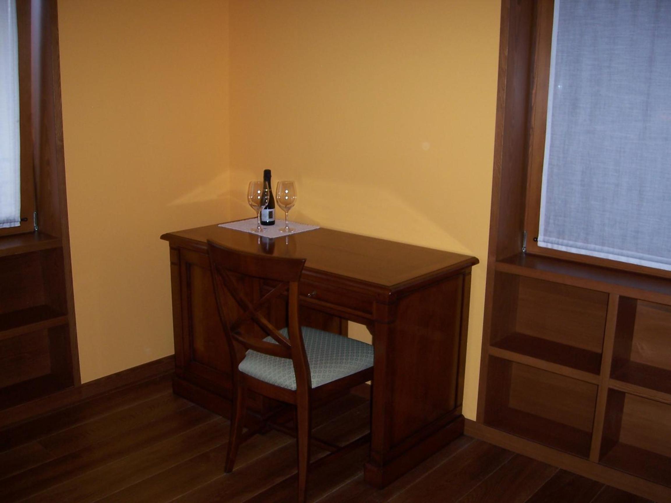 Double Room - Photo 7