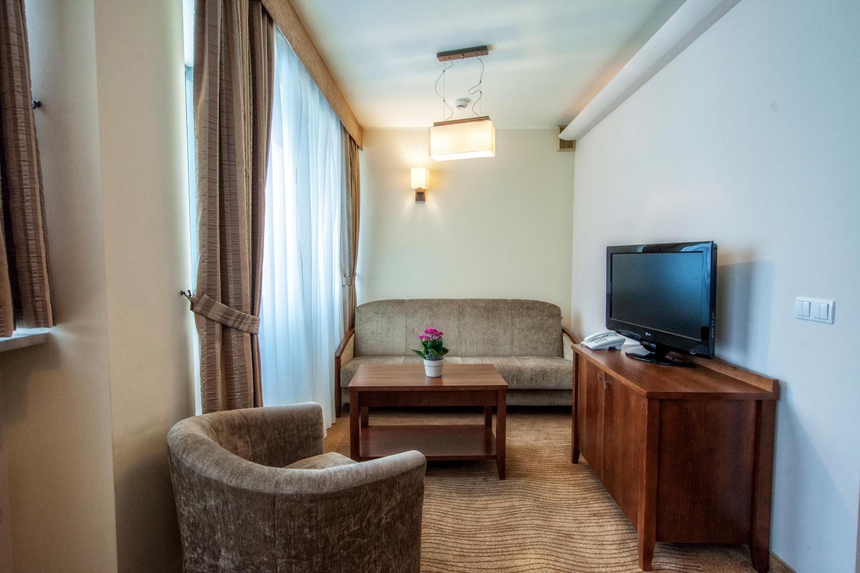 Apartment - Photo 1