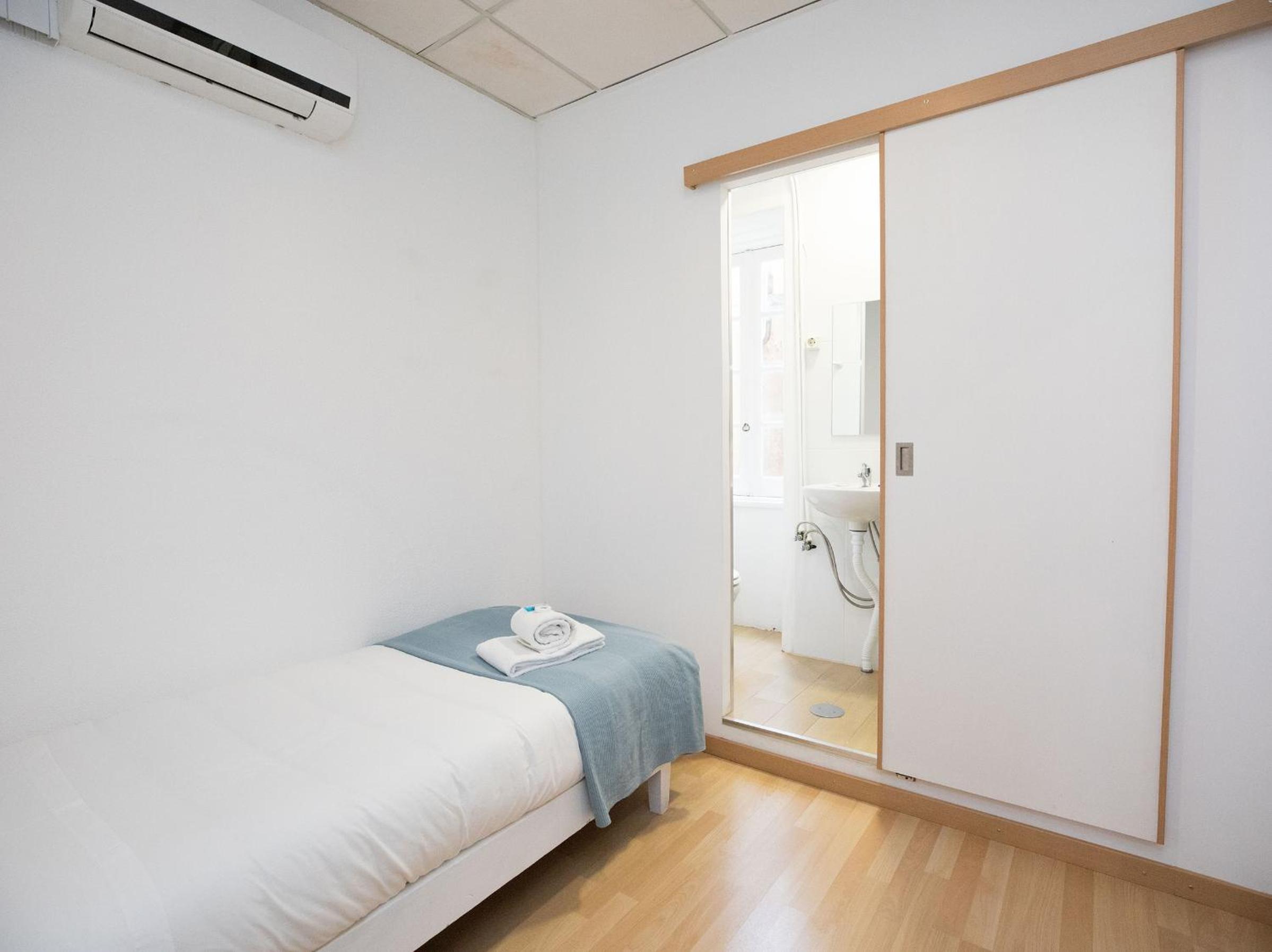 Triple Room - Photo 20