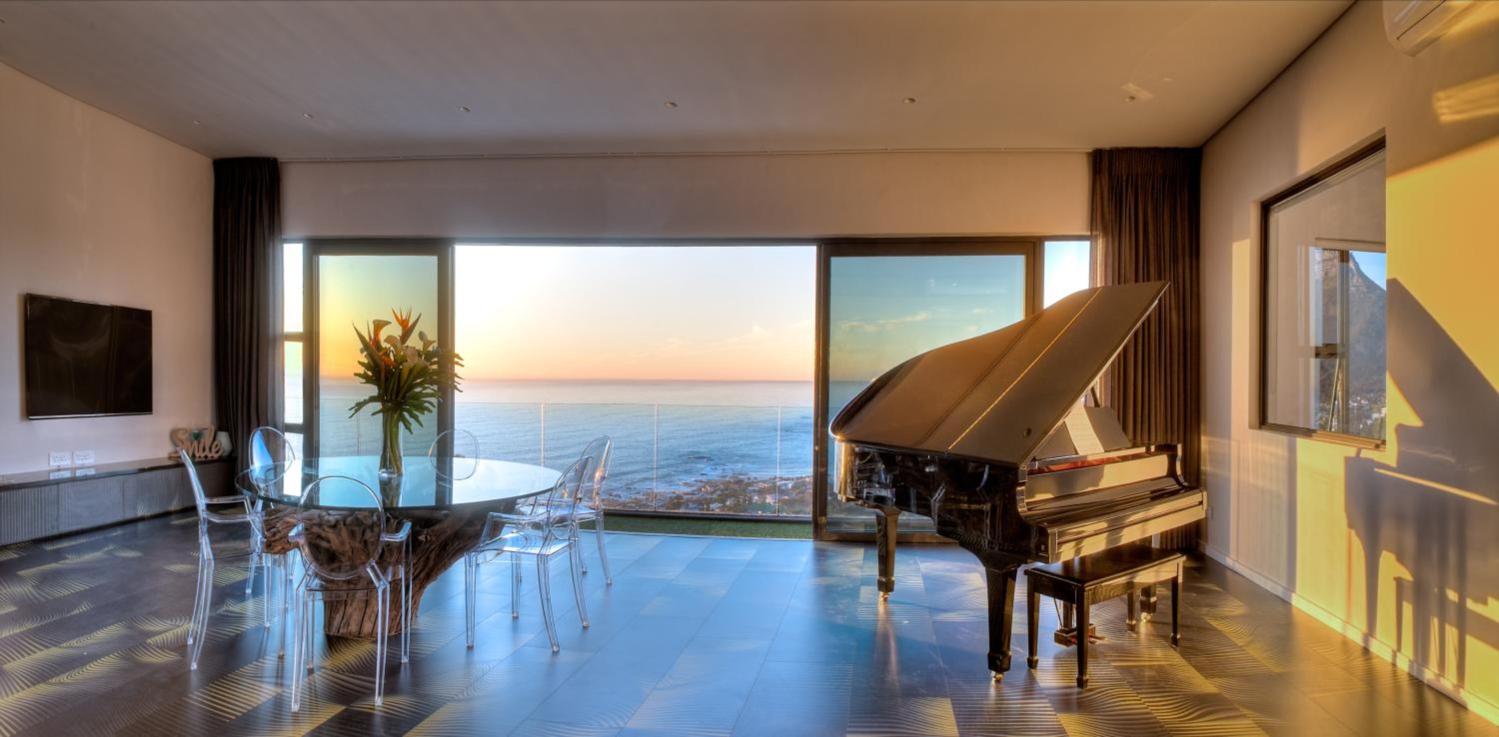 Penthouse Apartment photo 3