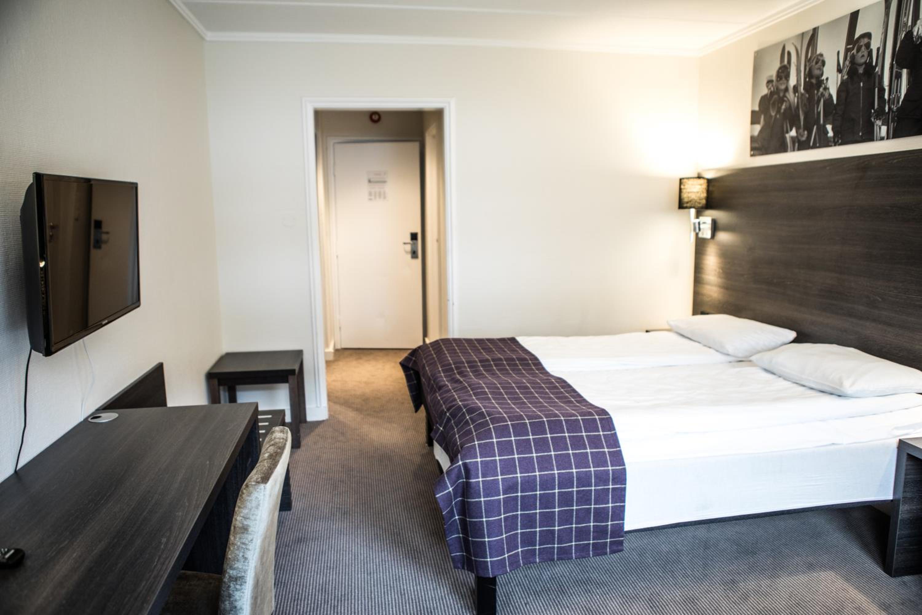 Standard Twin Room photo 3