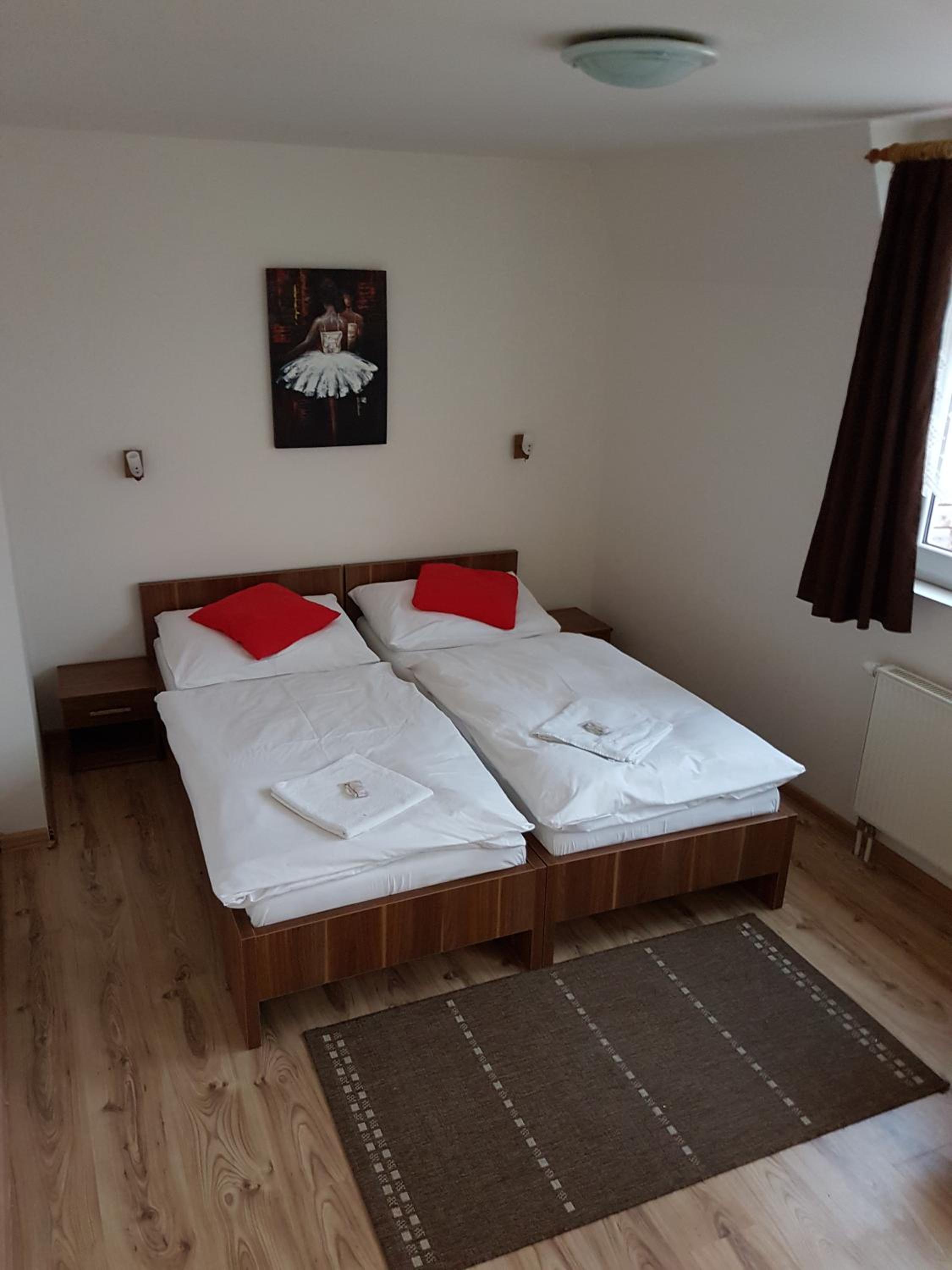 Deluxe Double Room - Photo 8