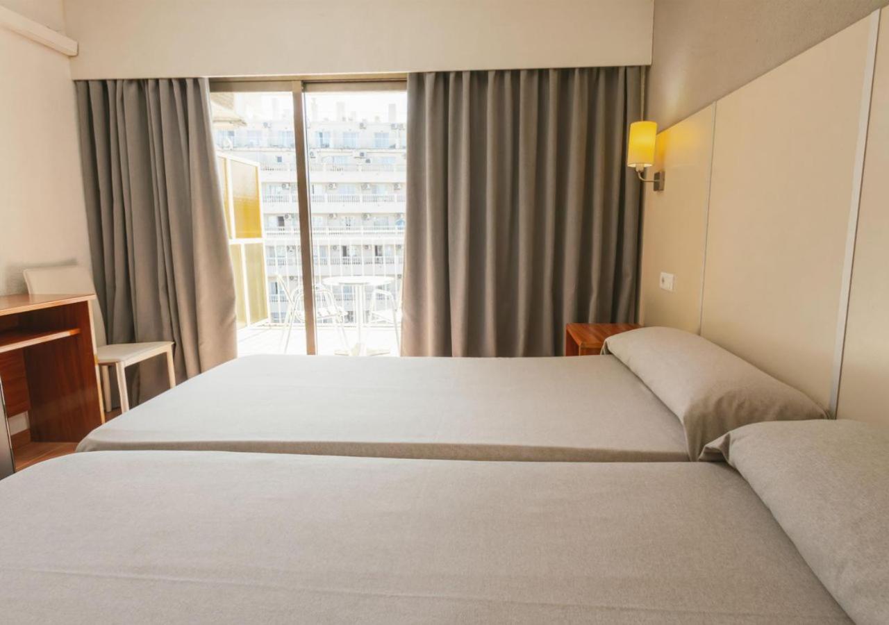 Essential Double Room with Pool View (1 Adult + 1 Child) thumbnail 5