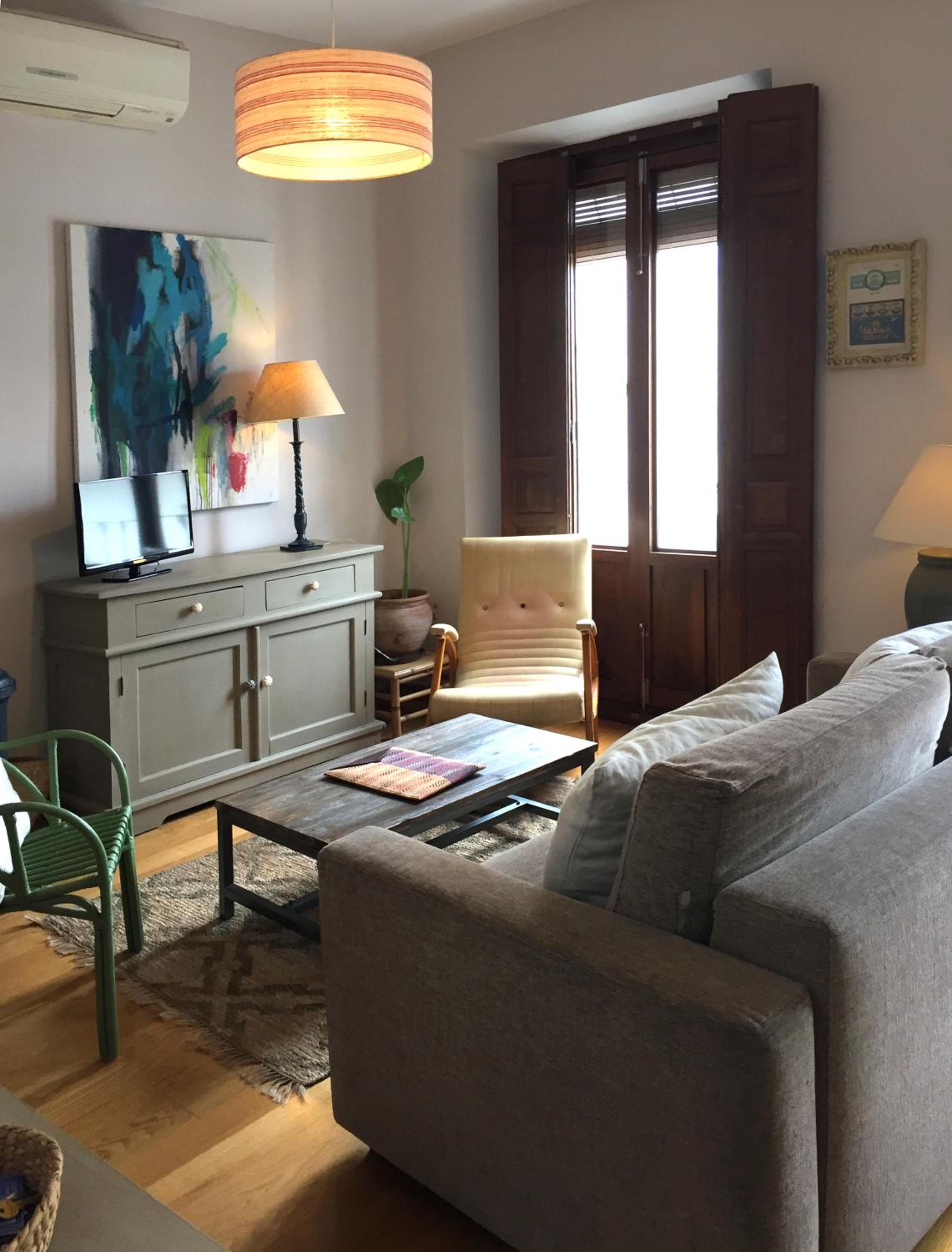 Apartment - Photo 2