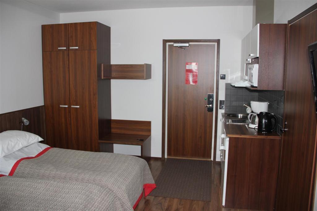 Twin Room with Sauna - Photo 3