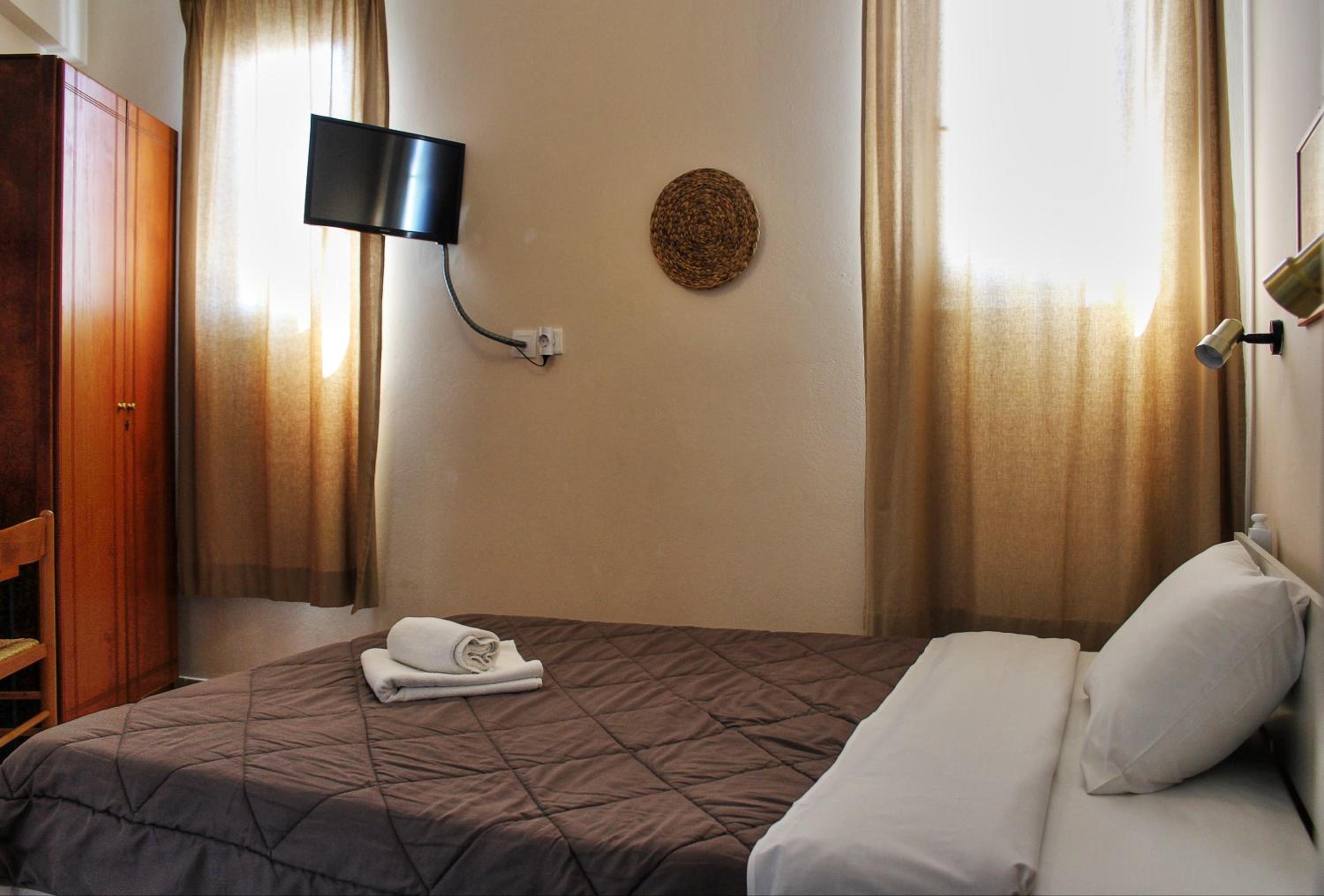 Small Single Room photo 2