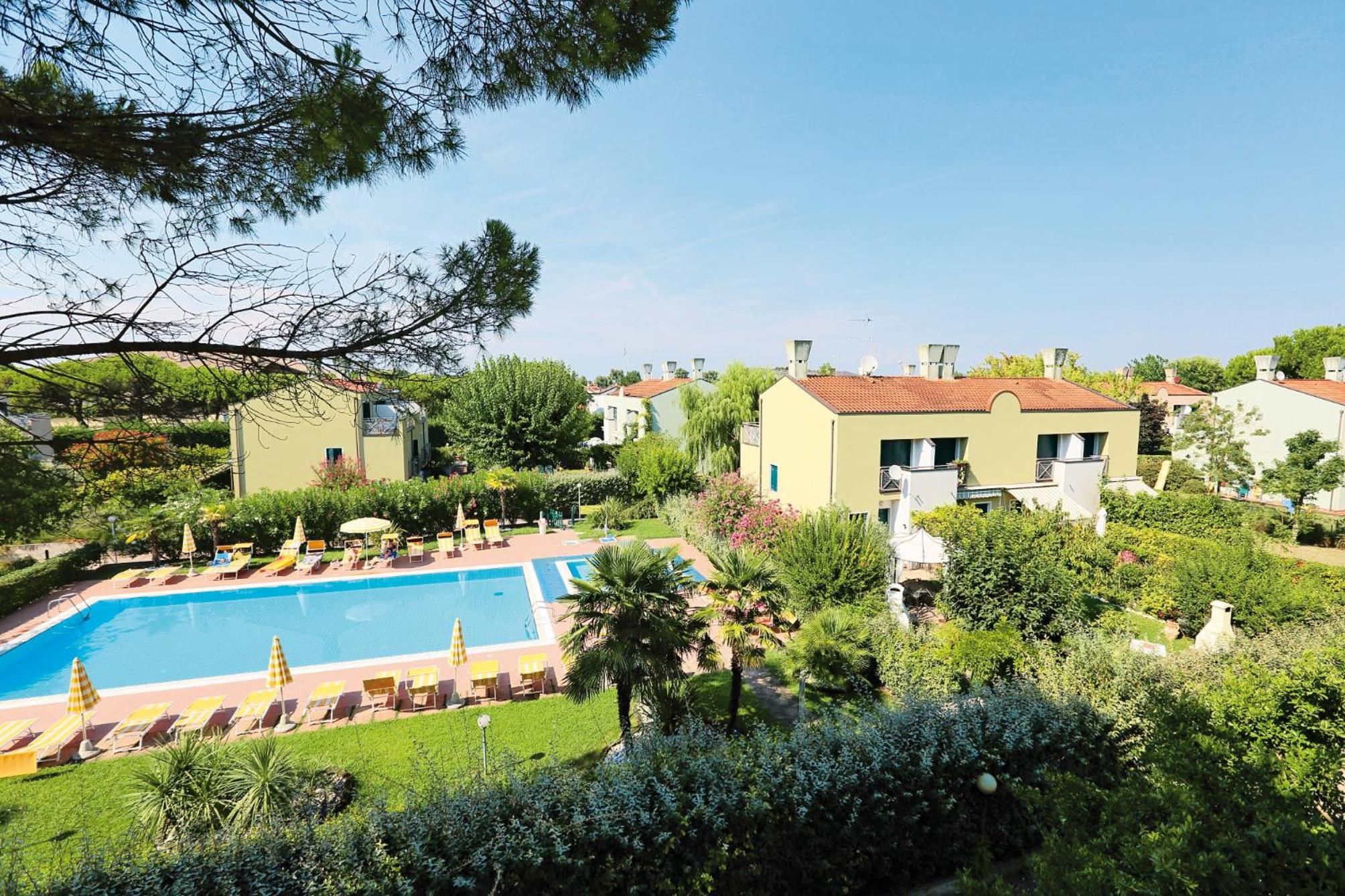 Beach Package - Apartment - Split Level photo 2