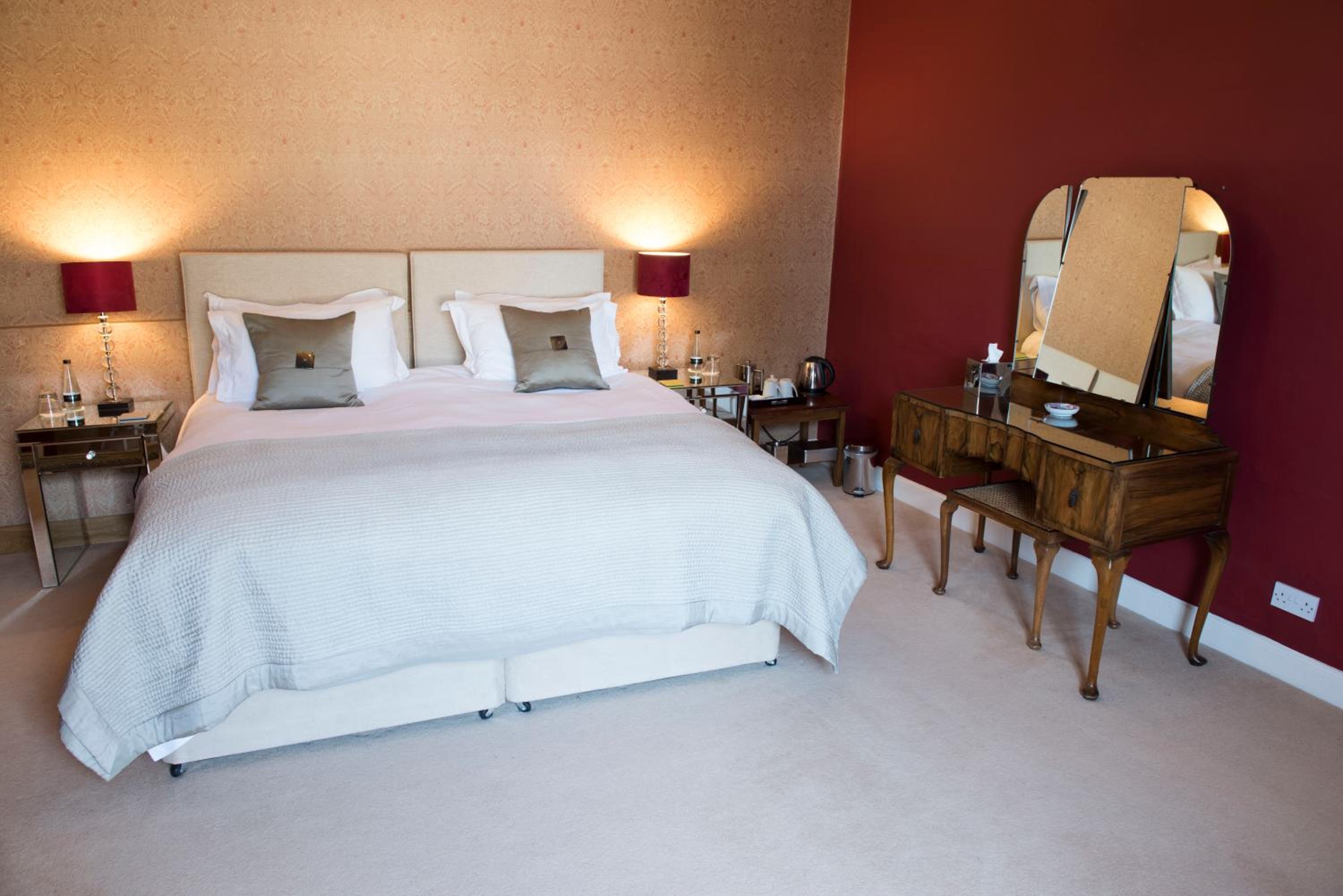 Large Double or Twin Room photo 3
