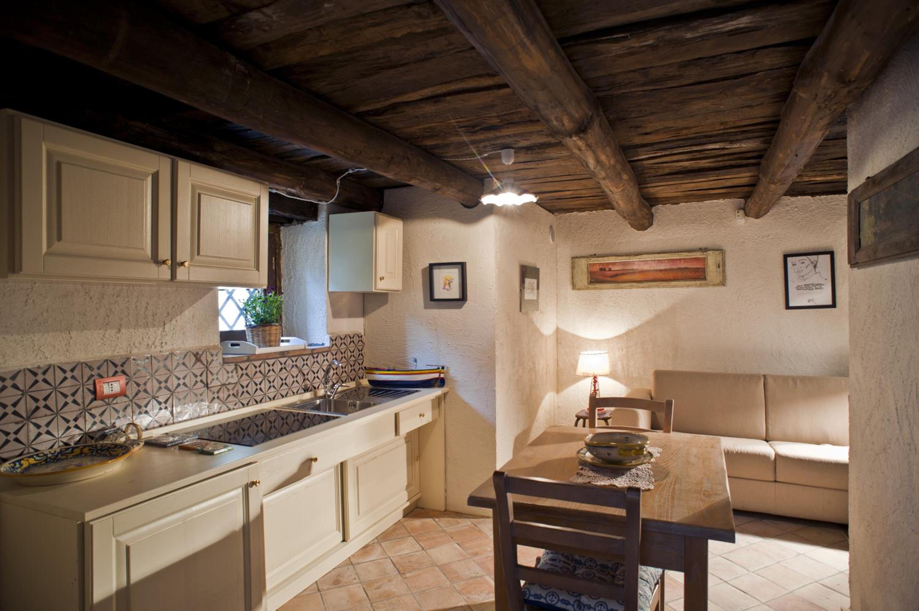 Studio Apartment photo 3