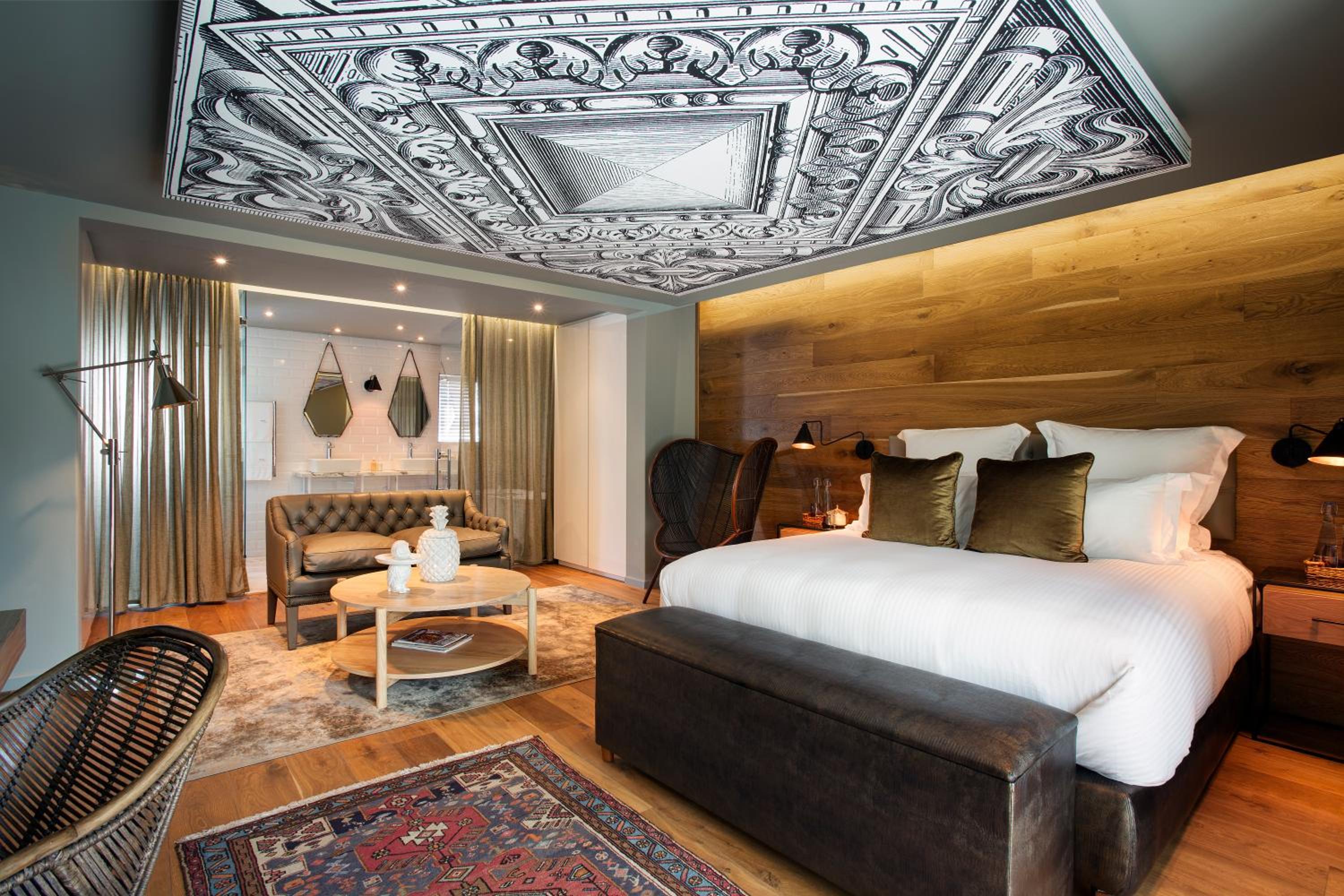 King Room with Pool View photo 3