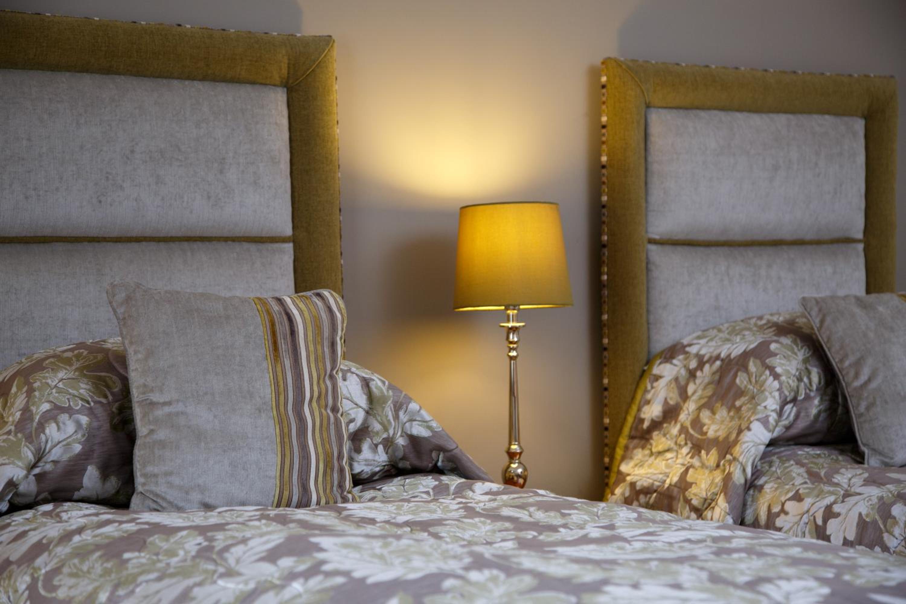 Twin Room - Photo 3