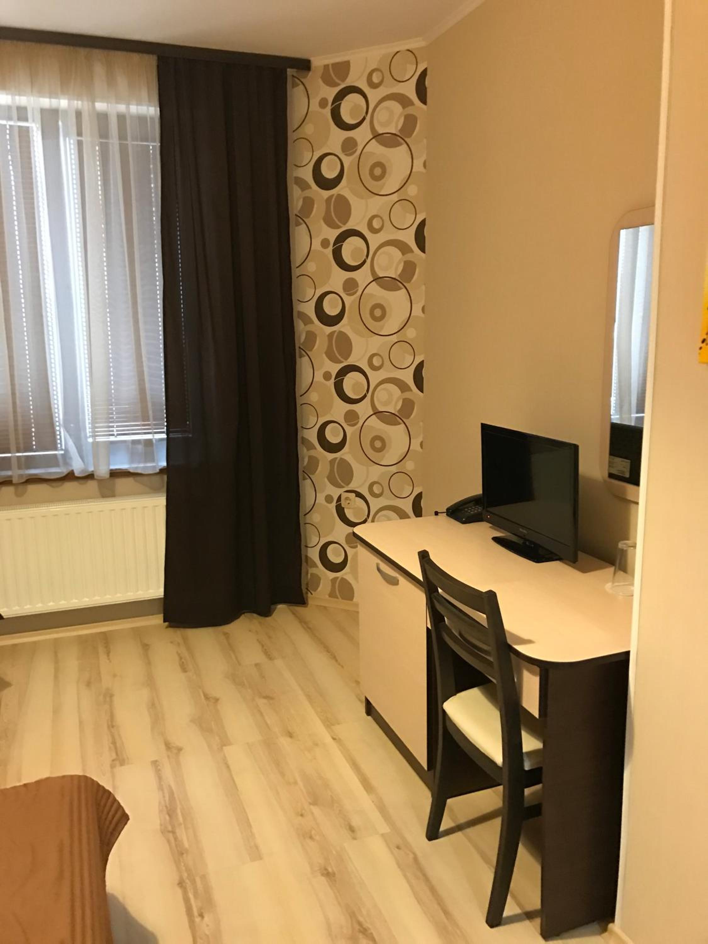 Double Room - Photo 1