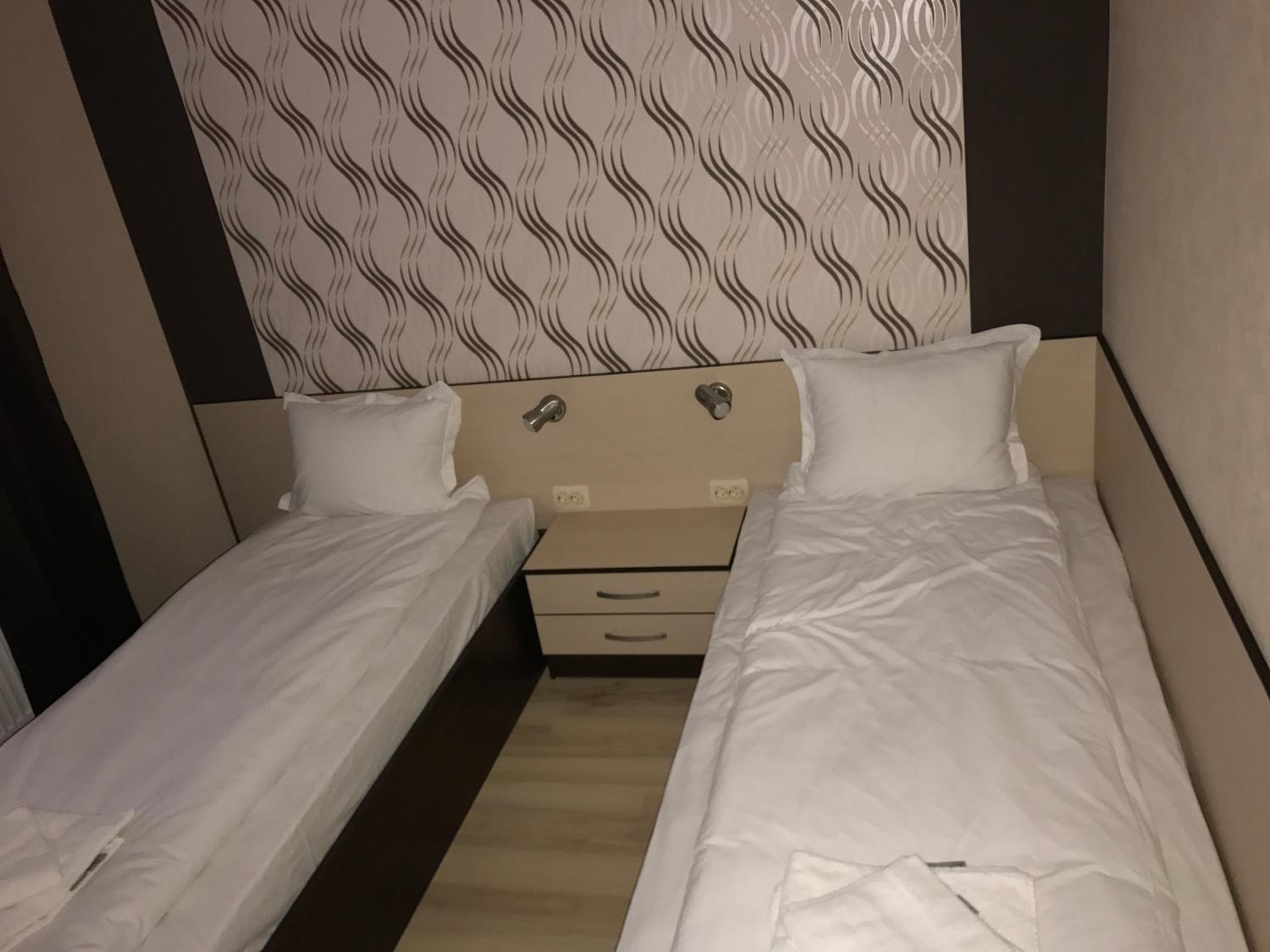 Twin Room with Balcony - Photo 1