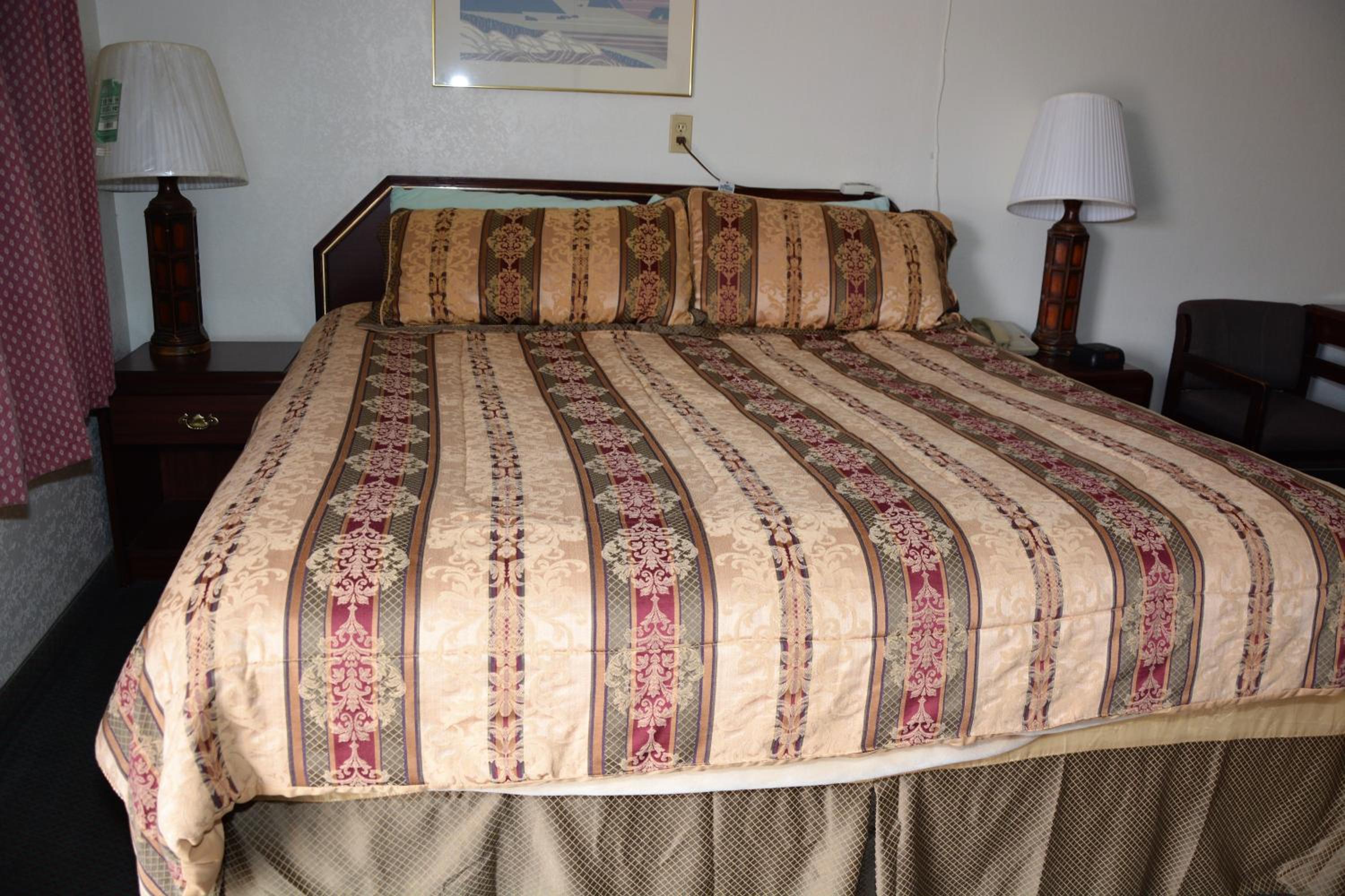 Queen Room - Photo 1