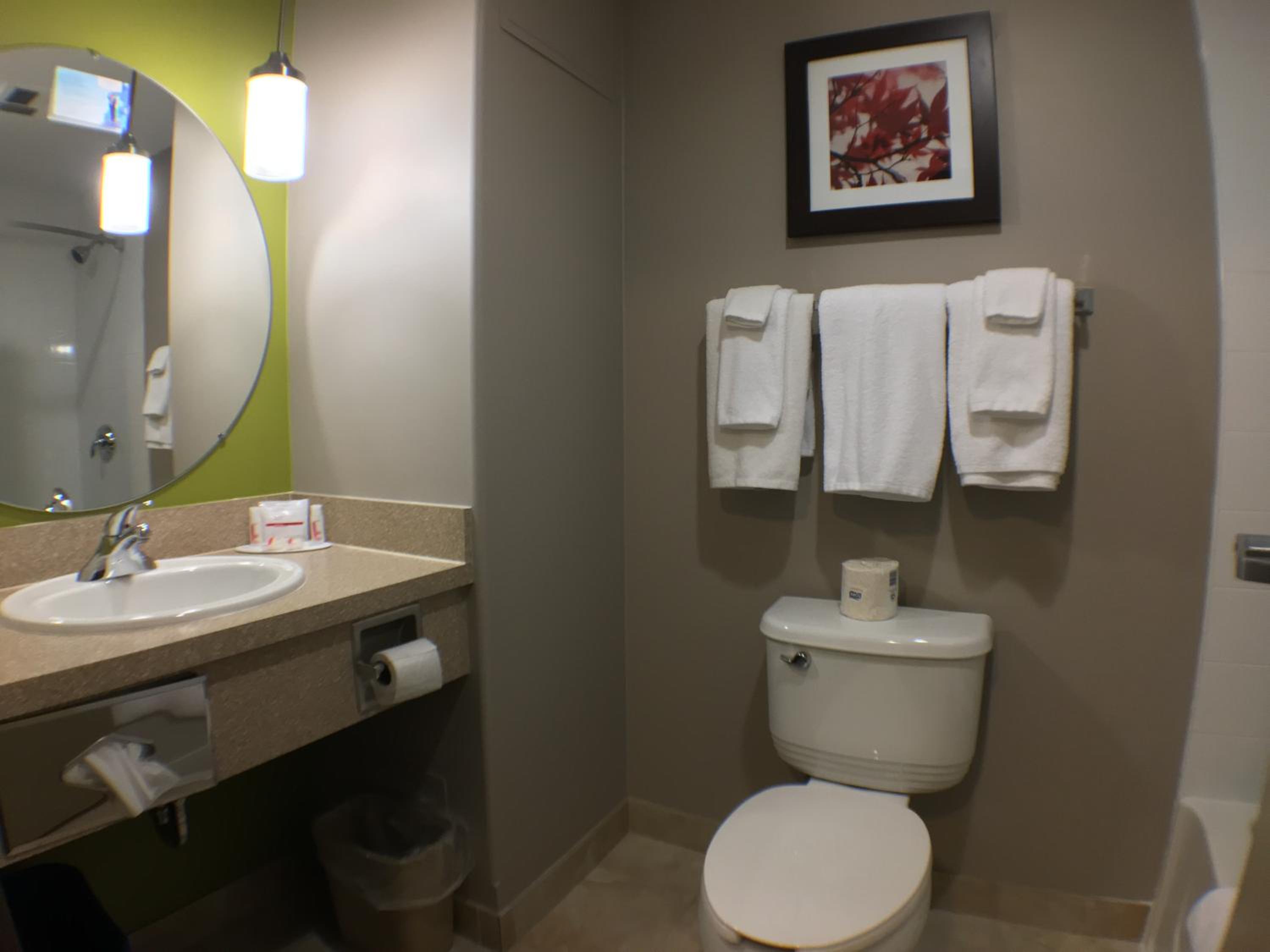 King Room - Non-Smoking - Photo 2