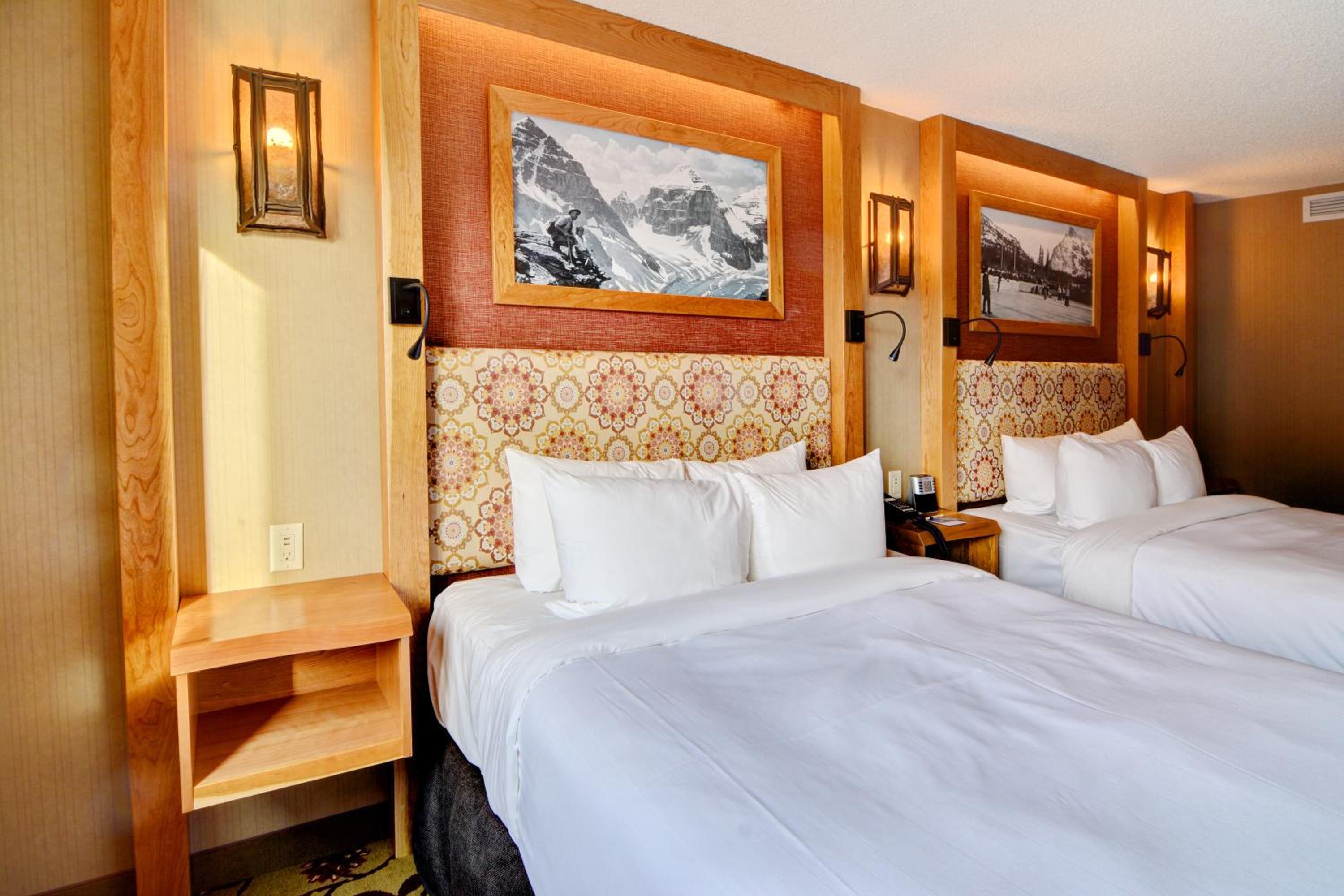 Superior Two Queen Room - Photo 6