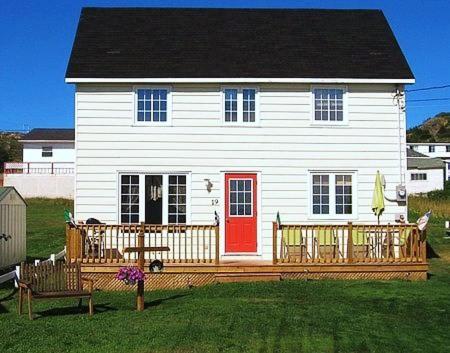 Four-Bedroom House photo 2