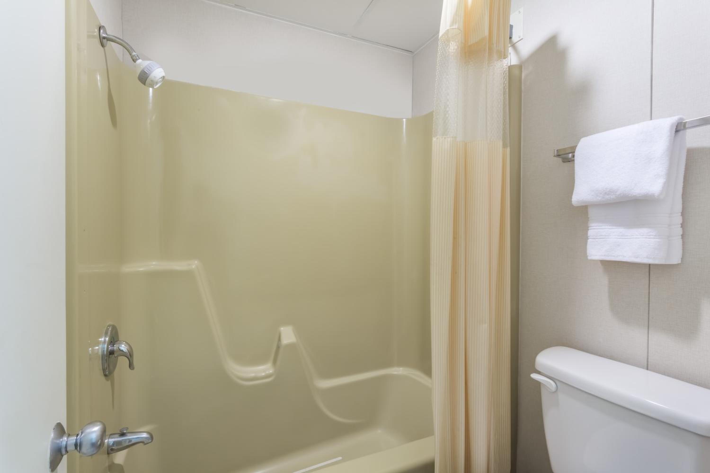 Double Room with Two Double Beds - Non-Smoking photo 2