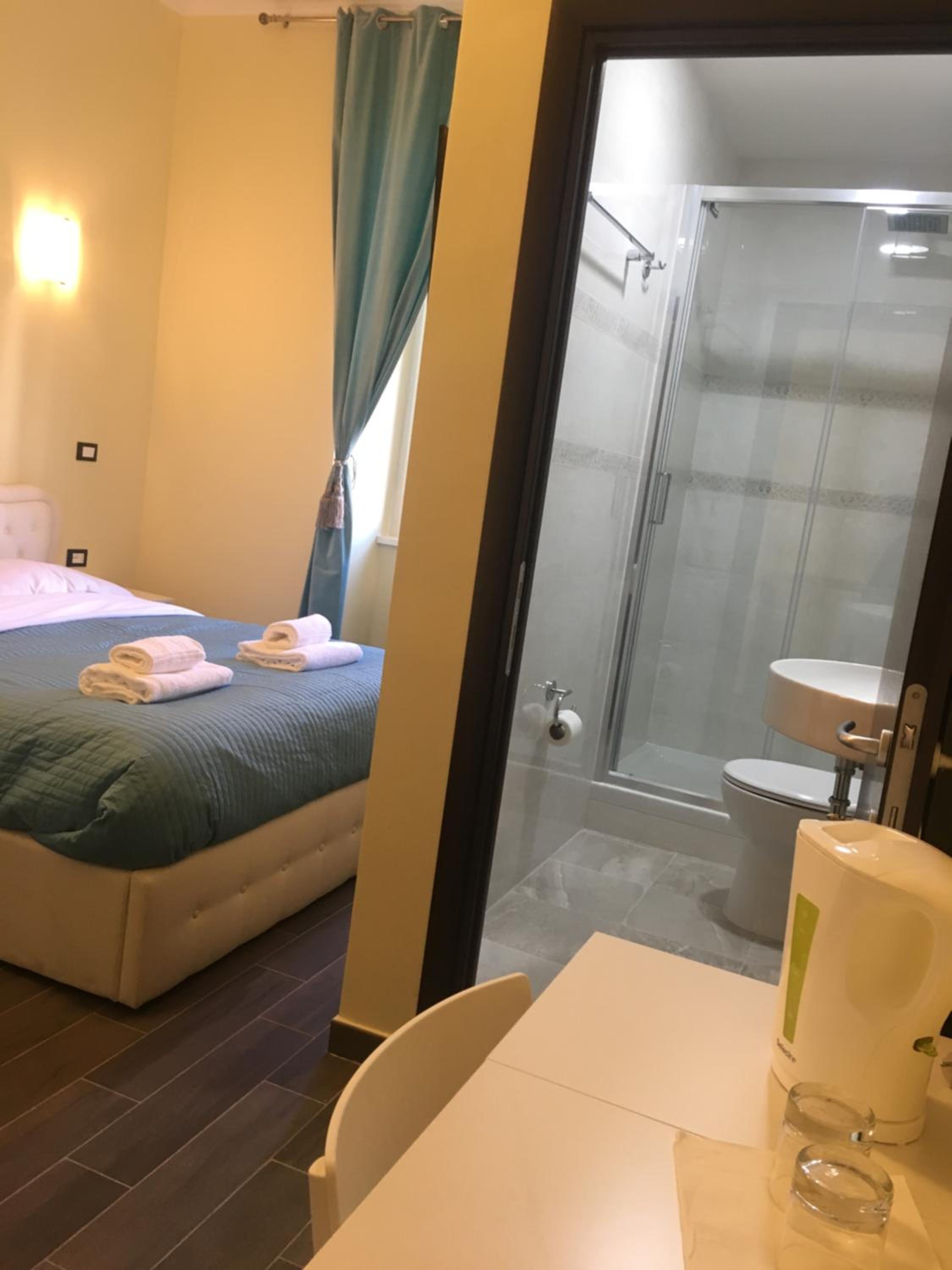 Triple Room with Private Bathroom photo 2