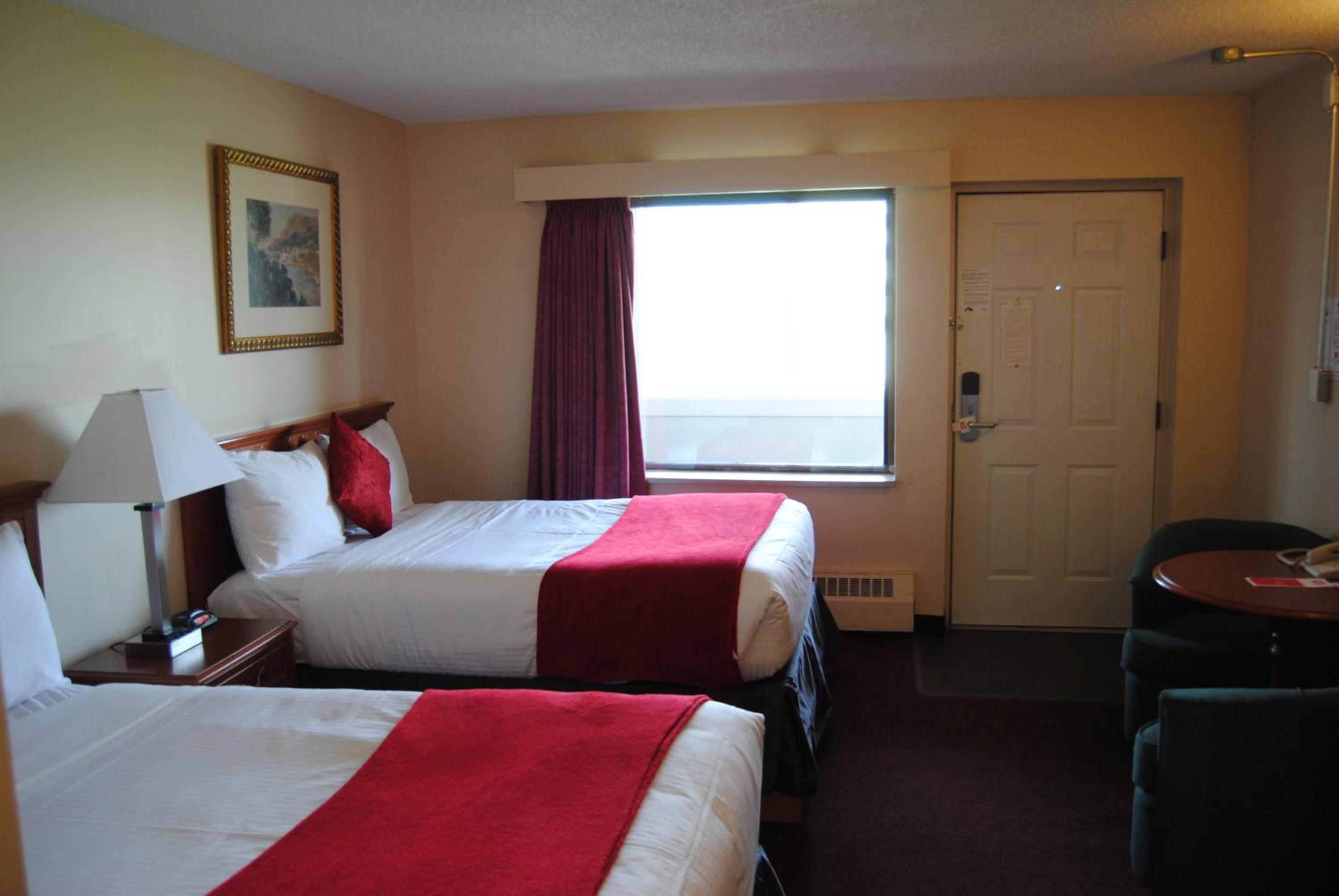 Double Room with Two Double Beds - Non-Smoking photo 3