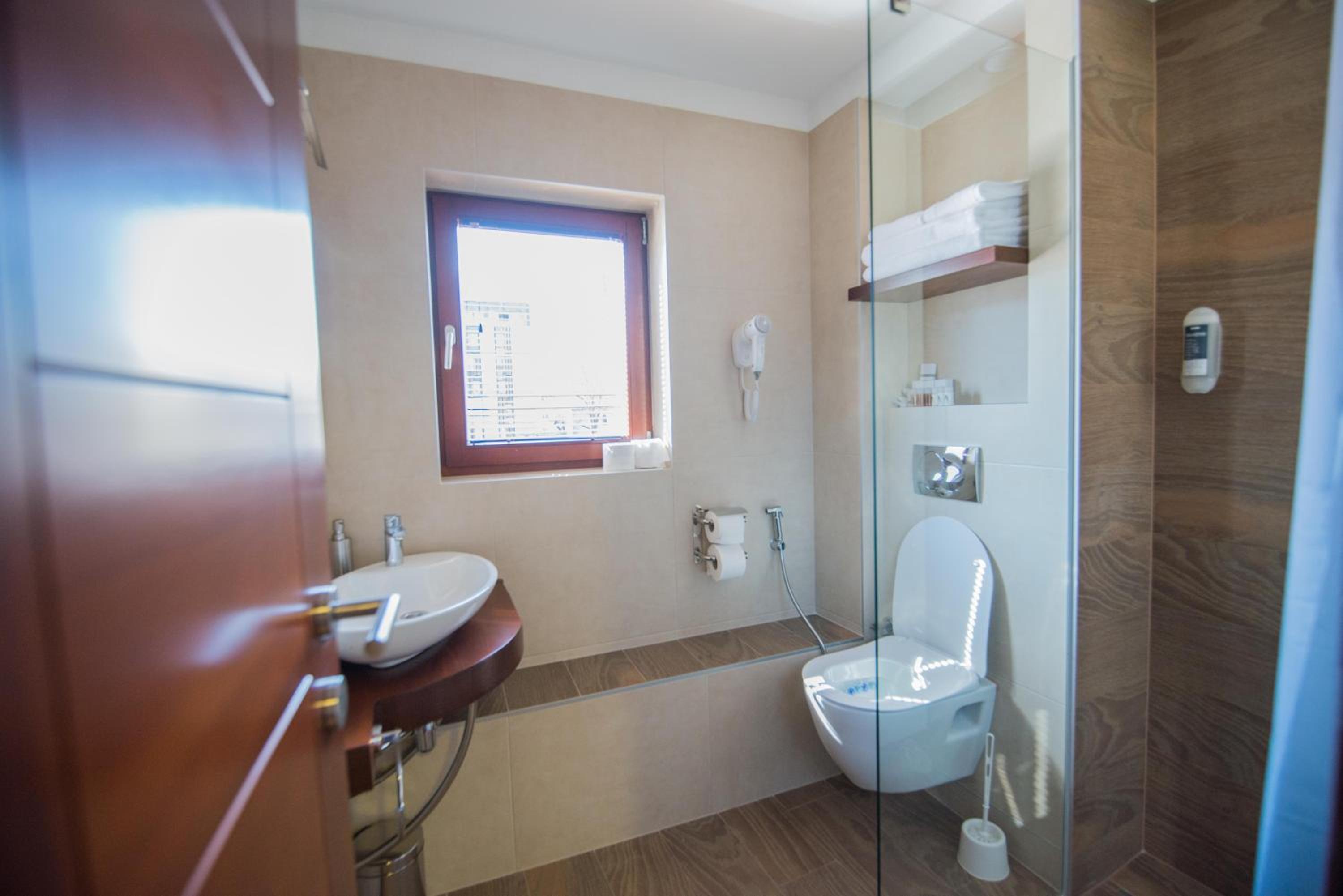 Triple Room - Photo 8
