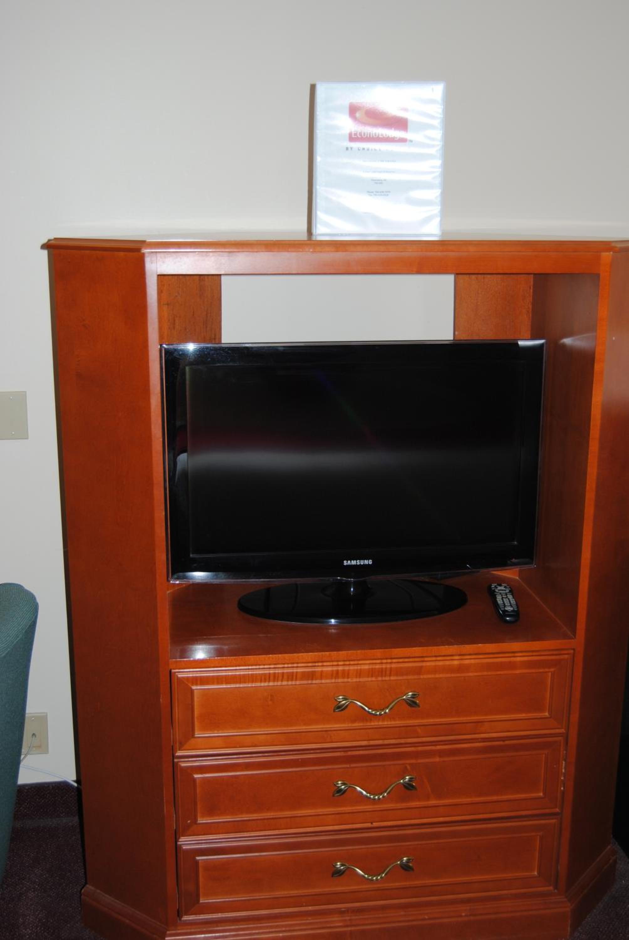 Double Room with Two Double Beds - Non-Smoking photo 2