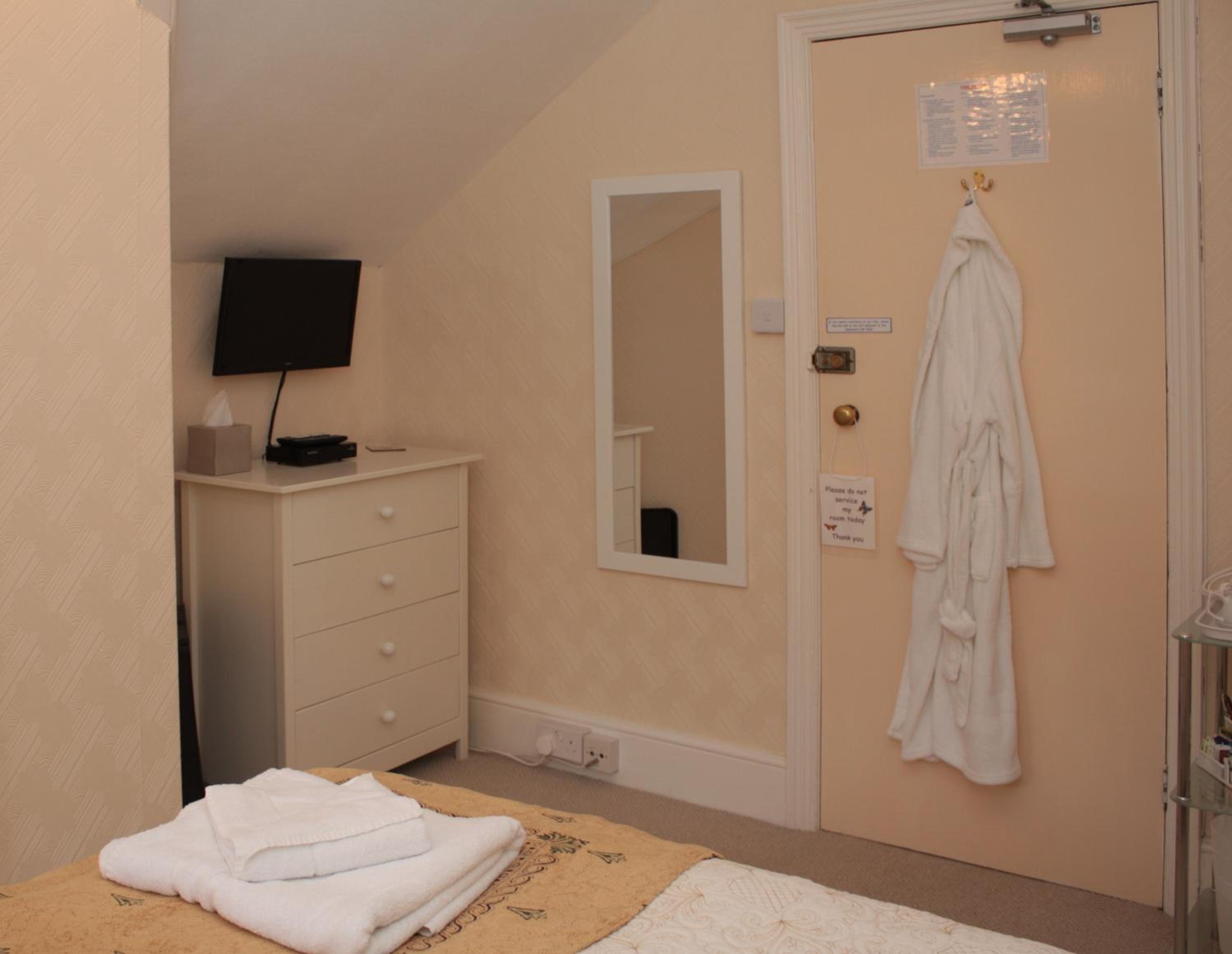 Small Double Room photo 3