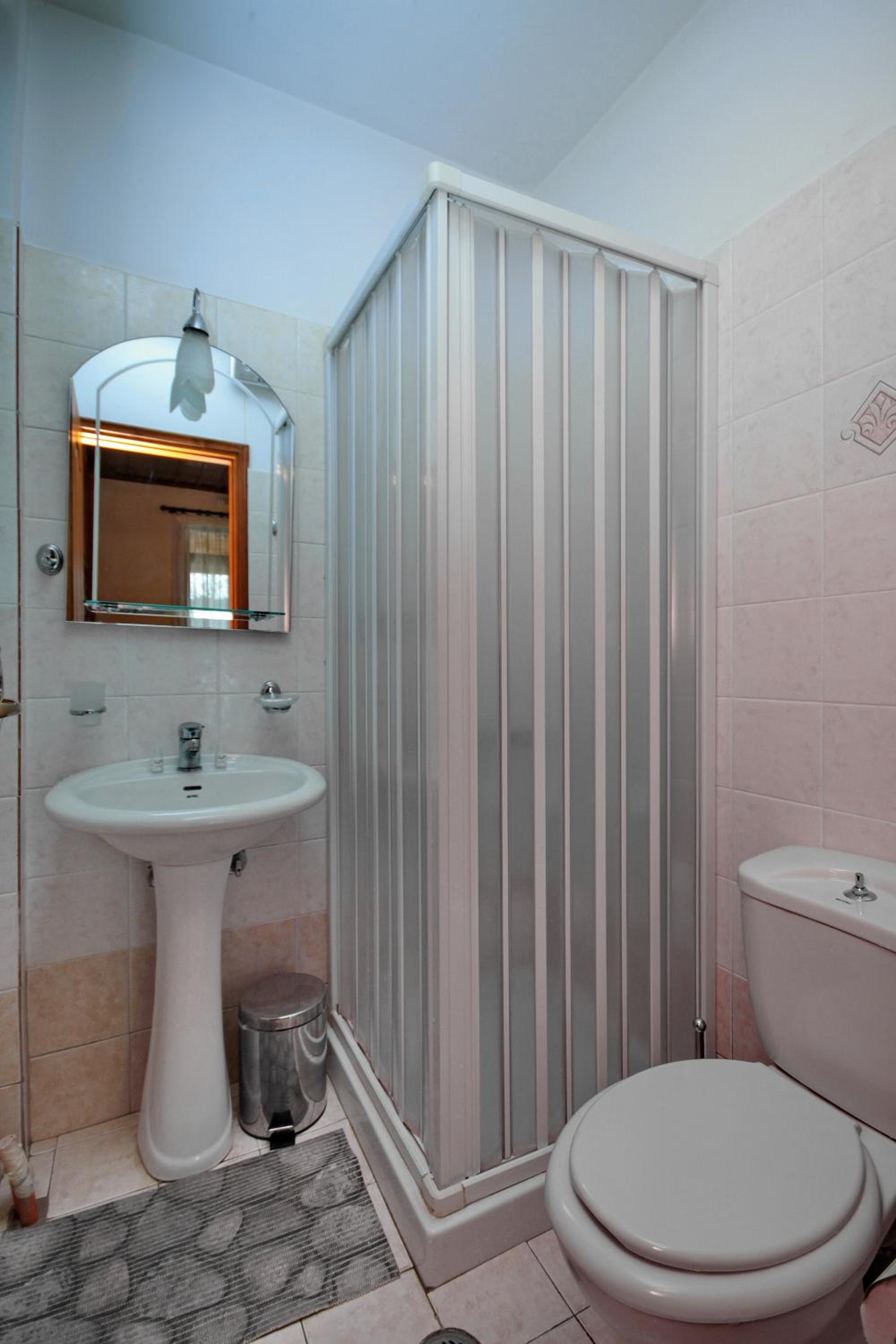 Two-Bedroom Apartment - Photo 4