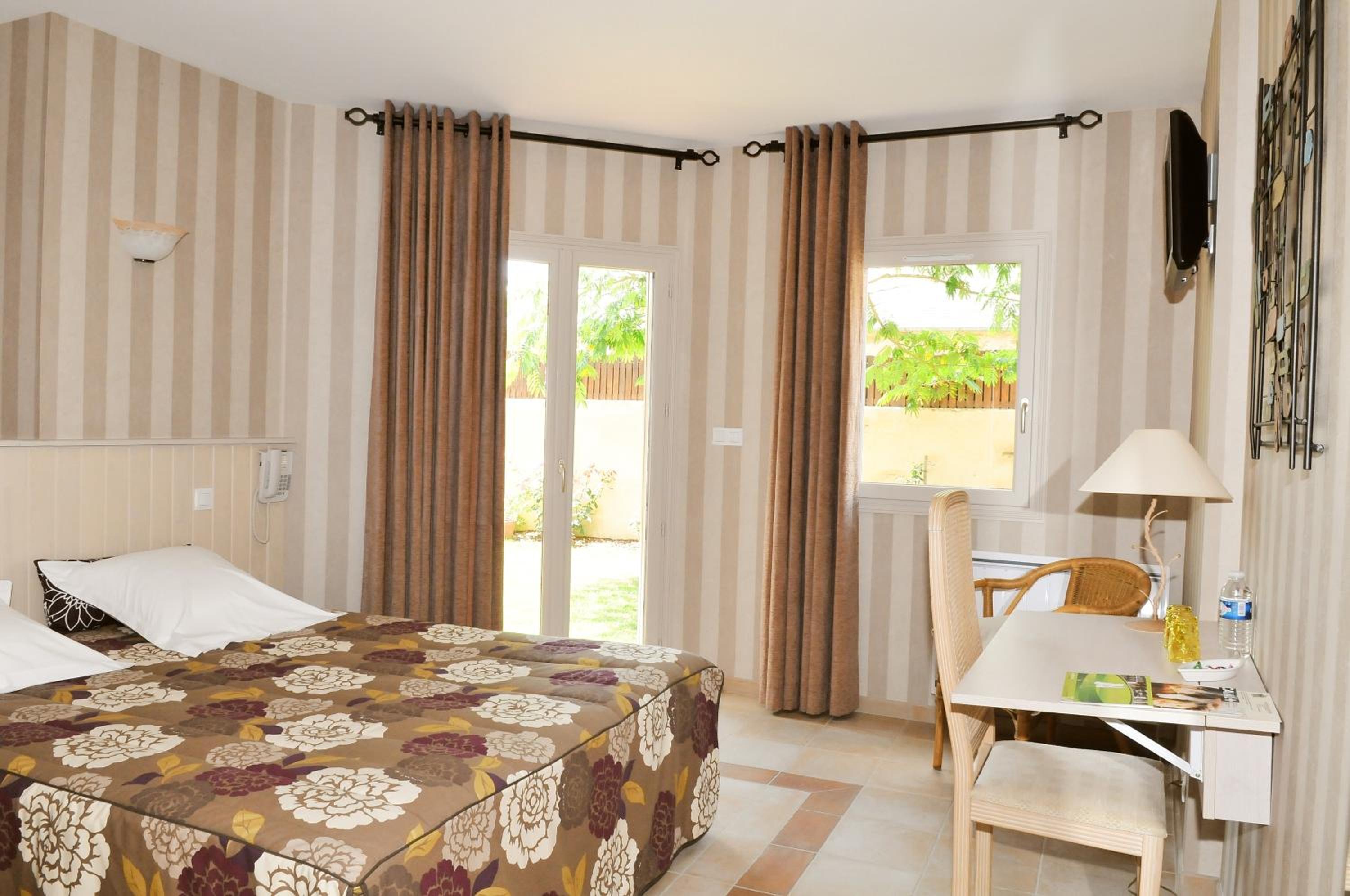 Superior Double Room - Photo 1
