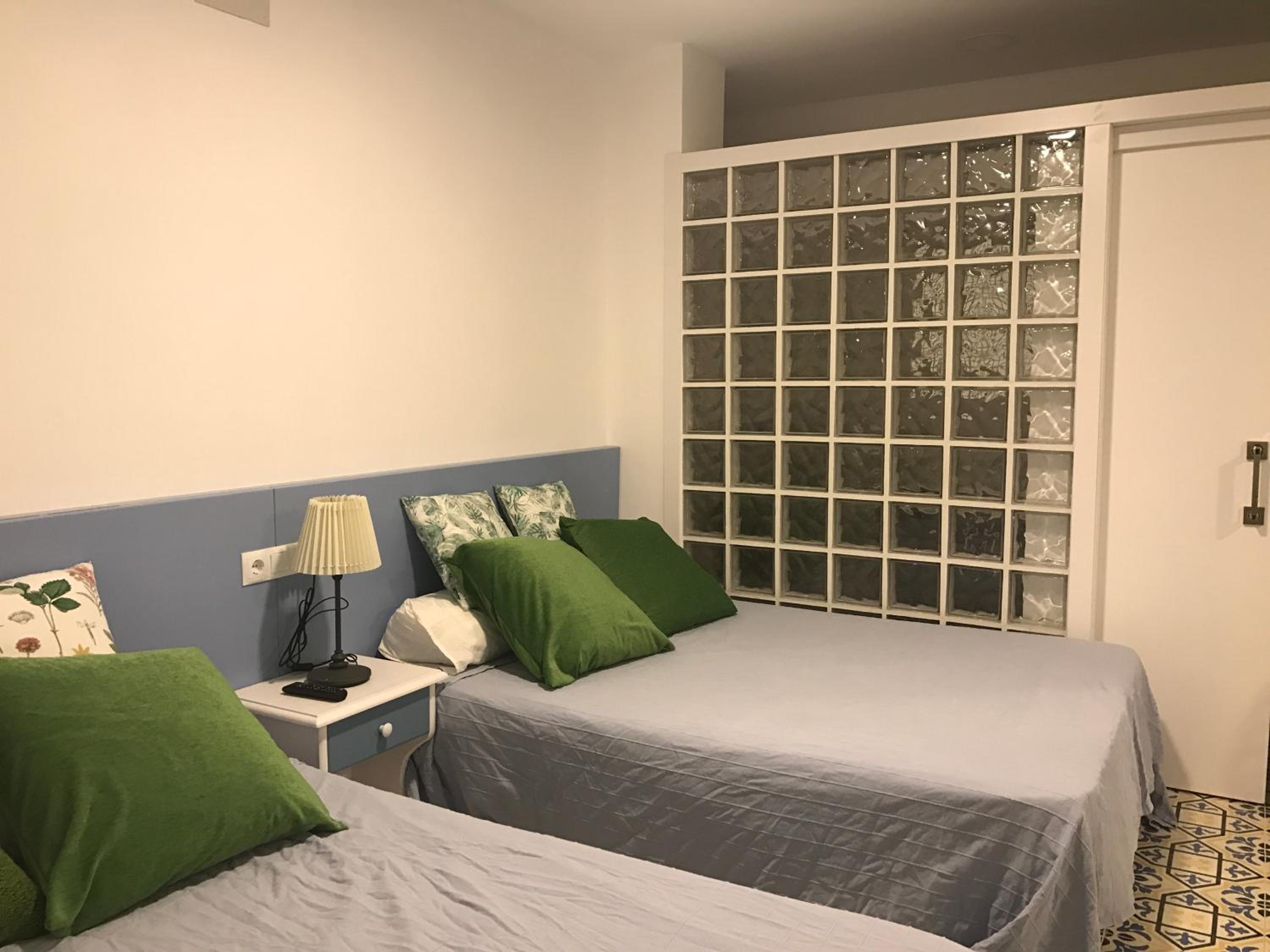 Studio Apartment photo 2