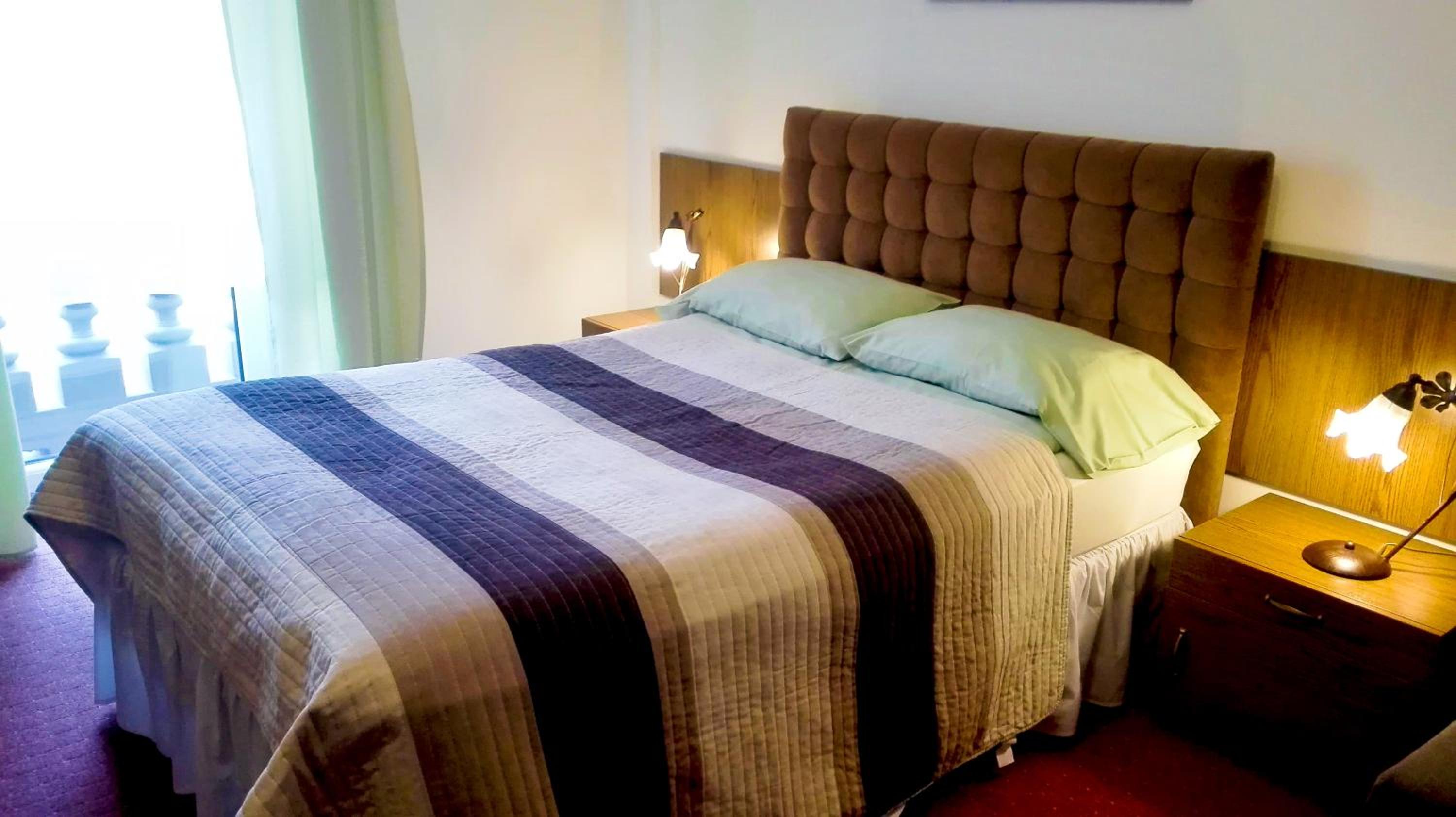 Standard Queen Room - Photo 4