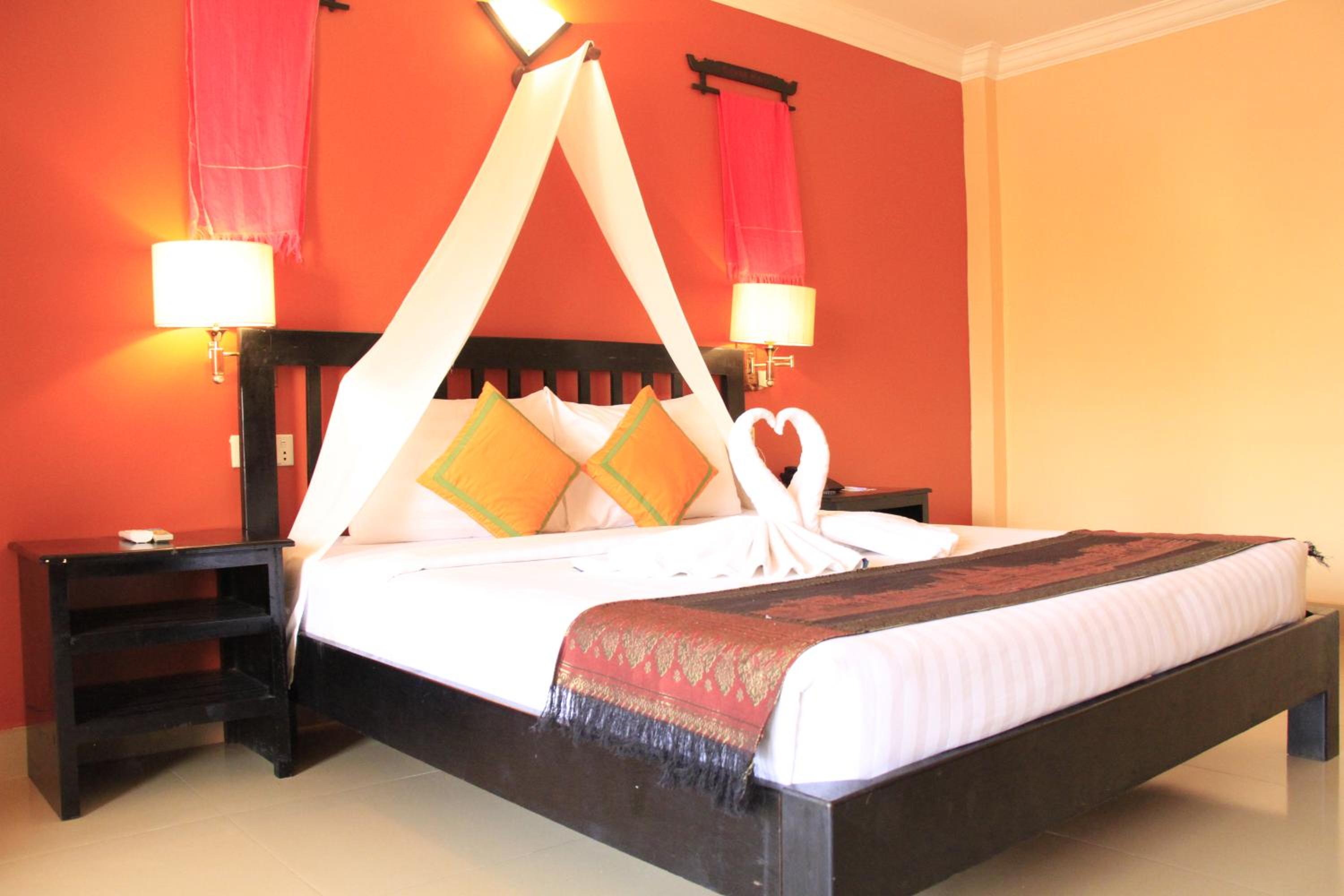 Superior Double Room with Balcony - Photo 2