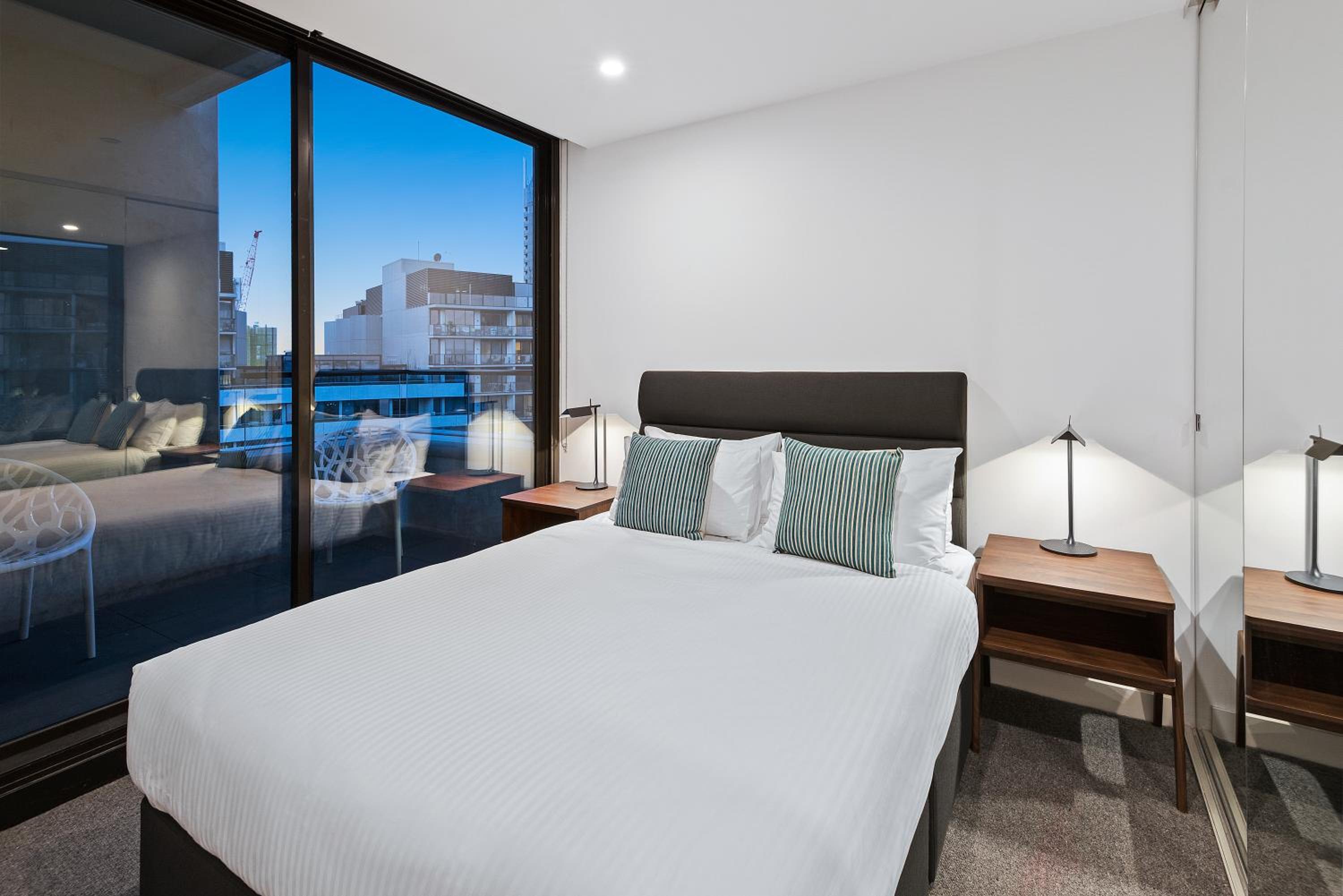 Deluxe Three-Bedroom Apartment