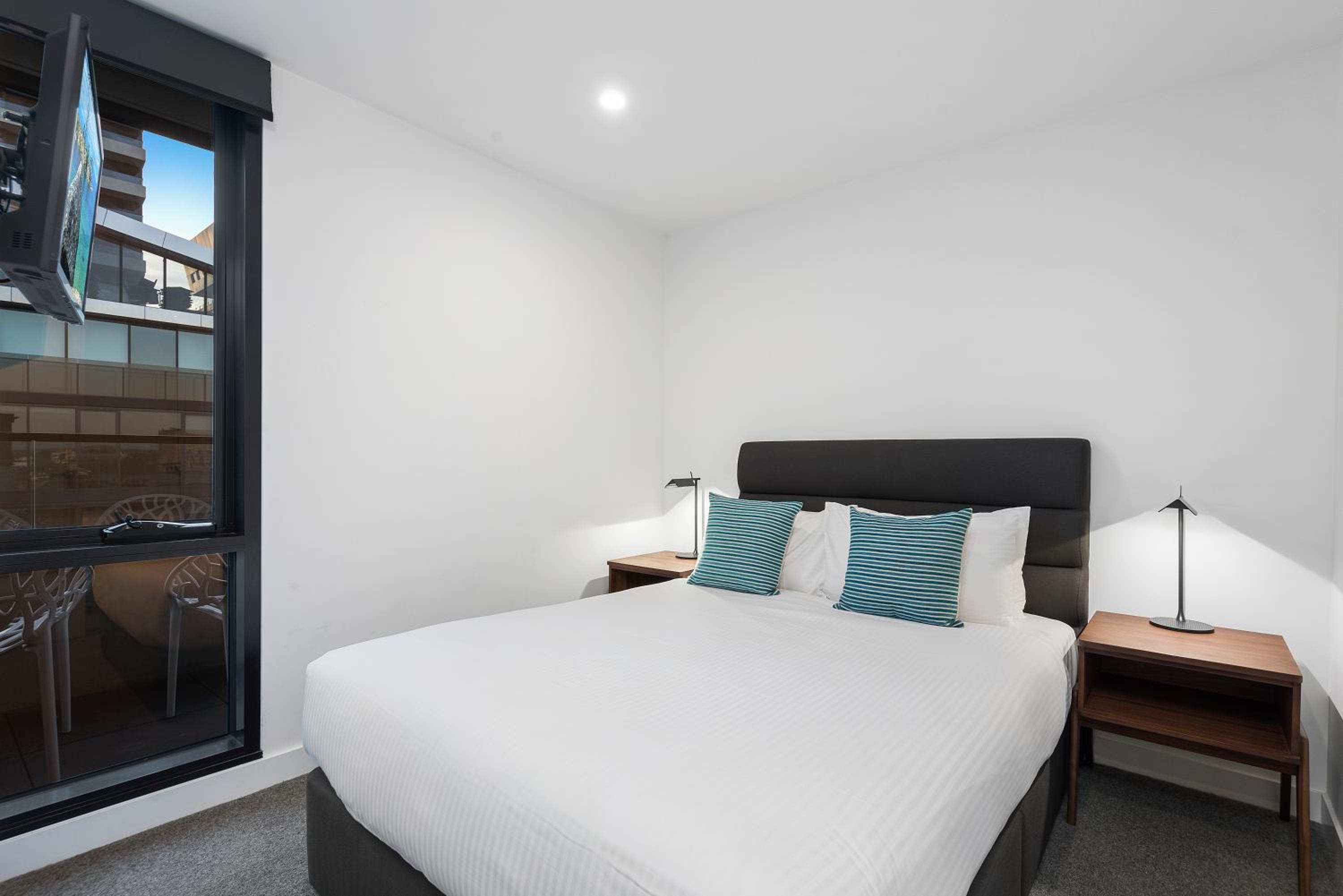 Two-Bedroom Apartment thumbnail 5