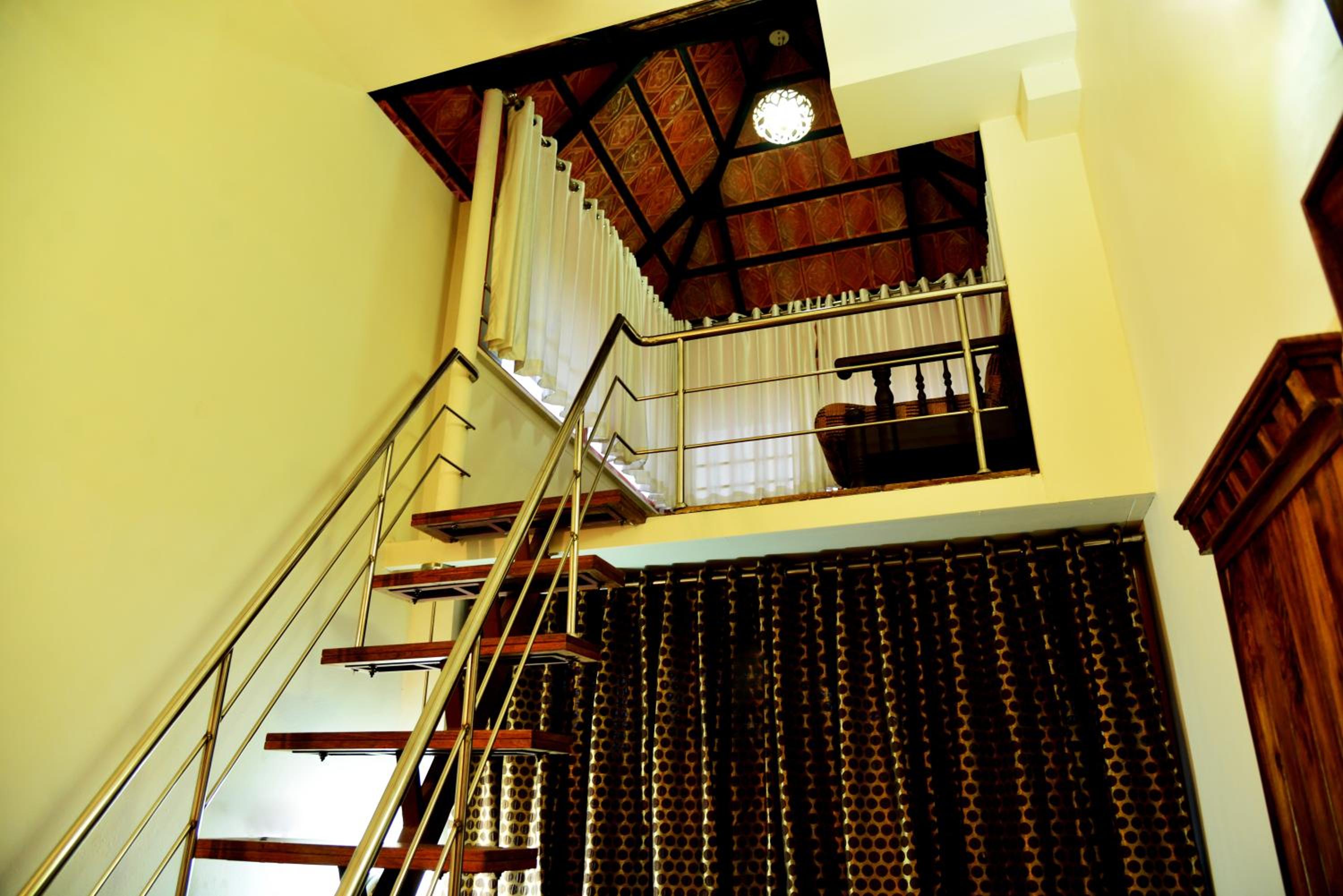 Duplex Suite - Photo 10