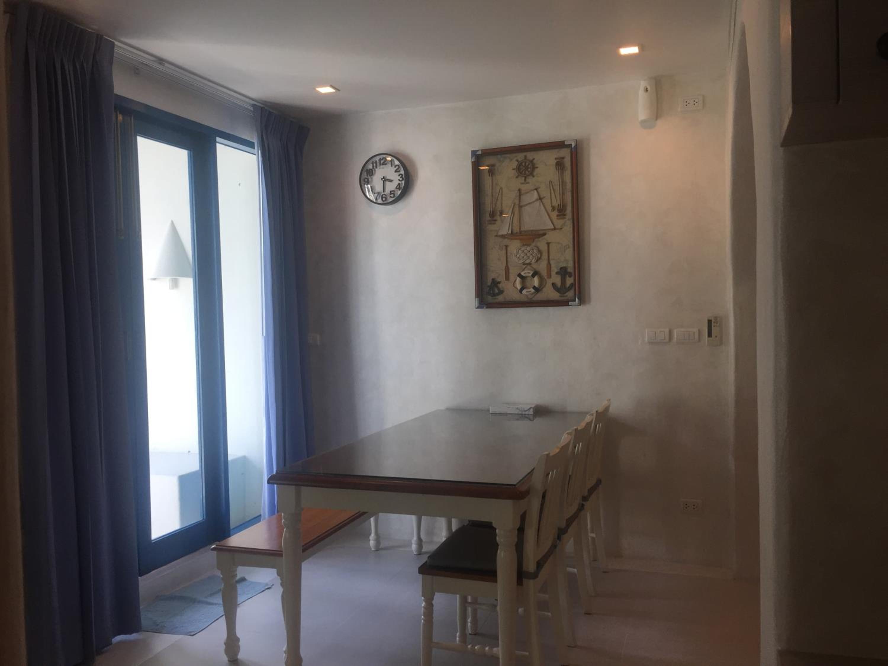 Apartment with Pool View  - Photo 36
