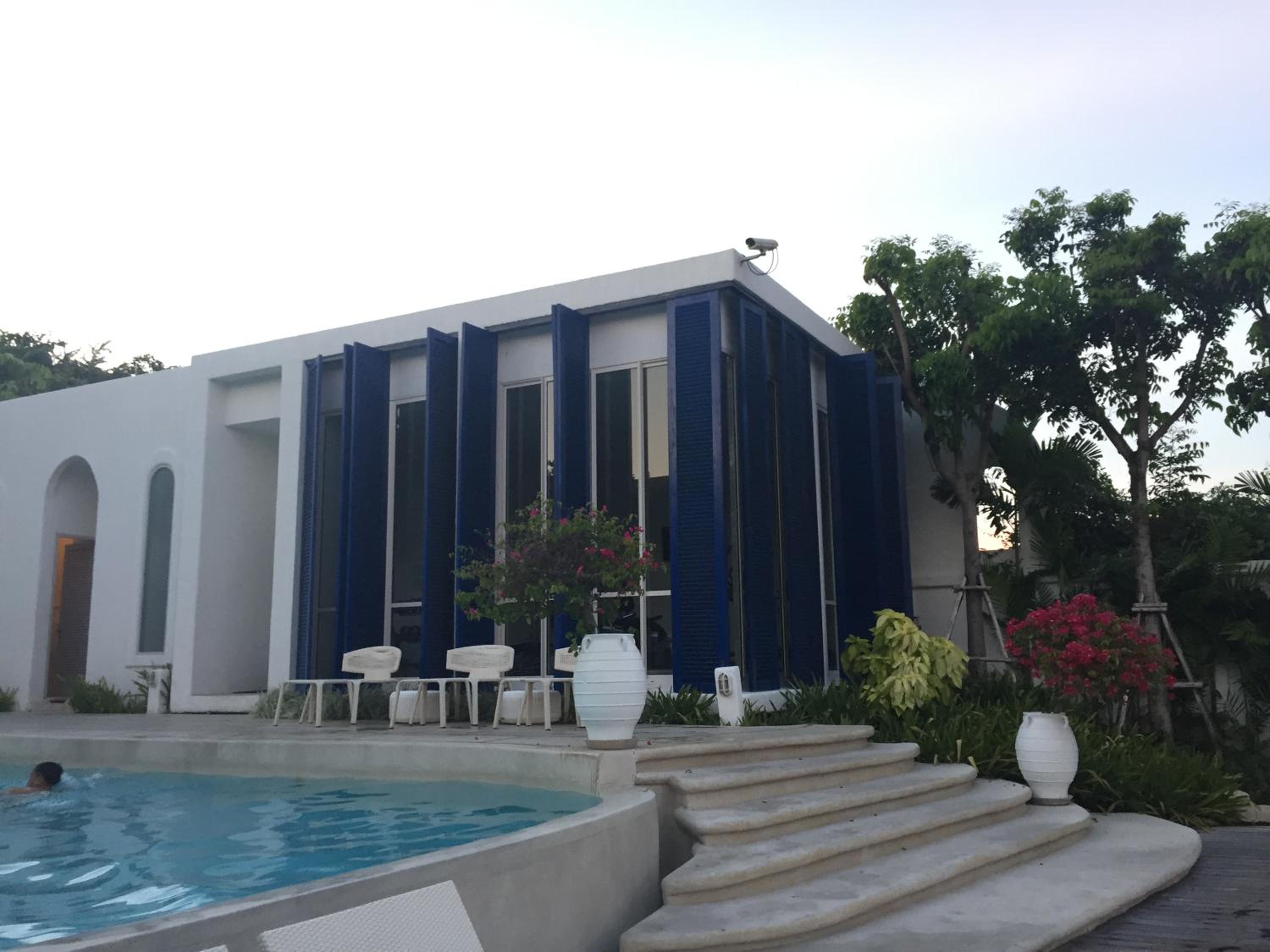 Apartment with Pool View  - Photo 27
