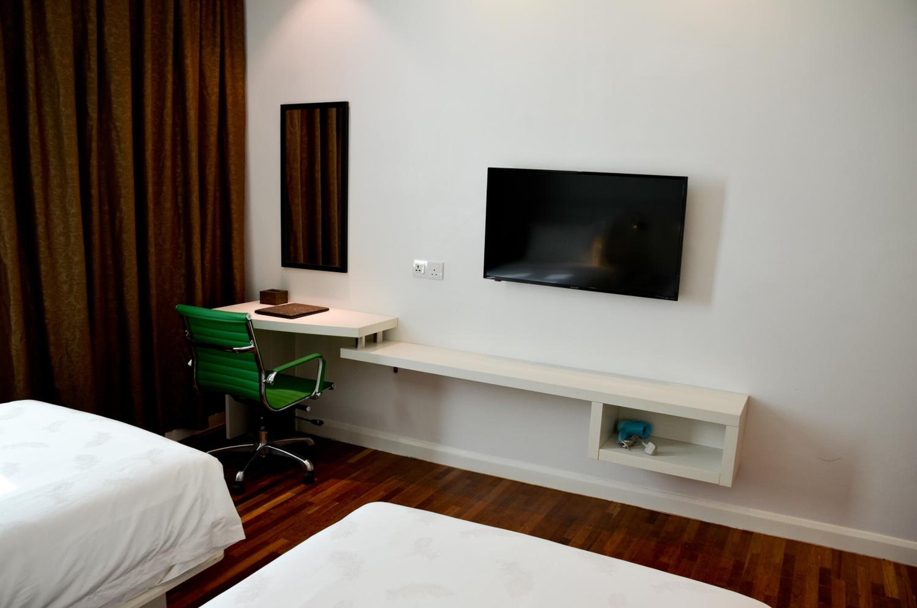 Superior Twin Room - Photo 7