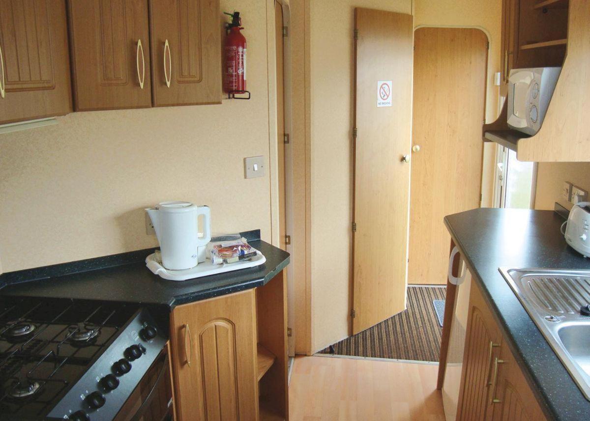 Mobile Home photo 3
