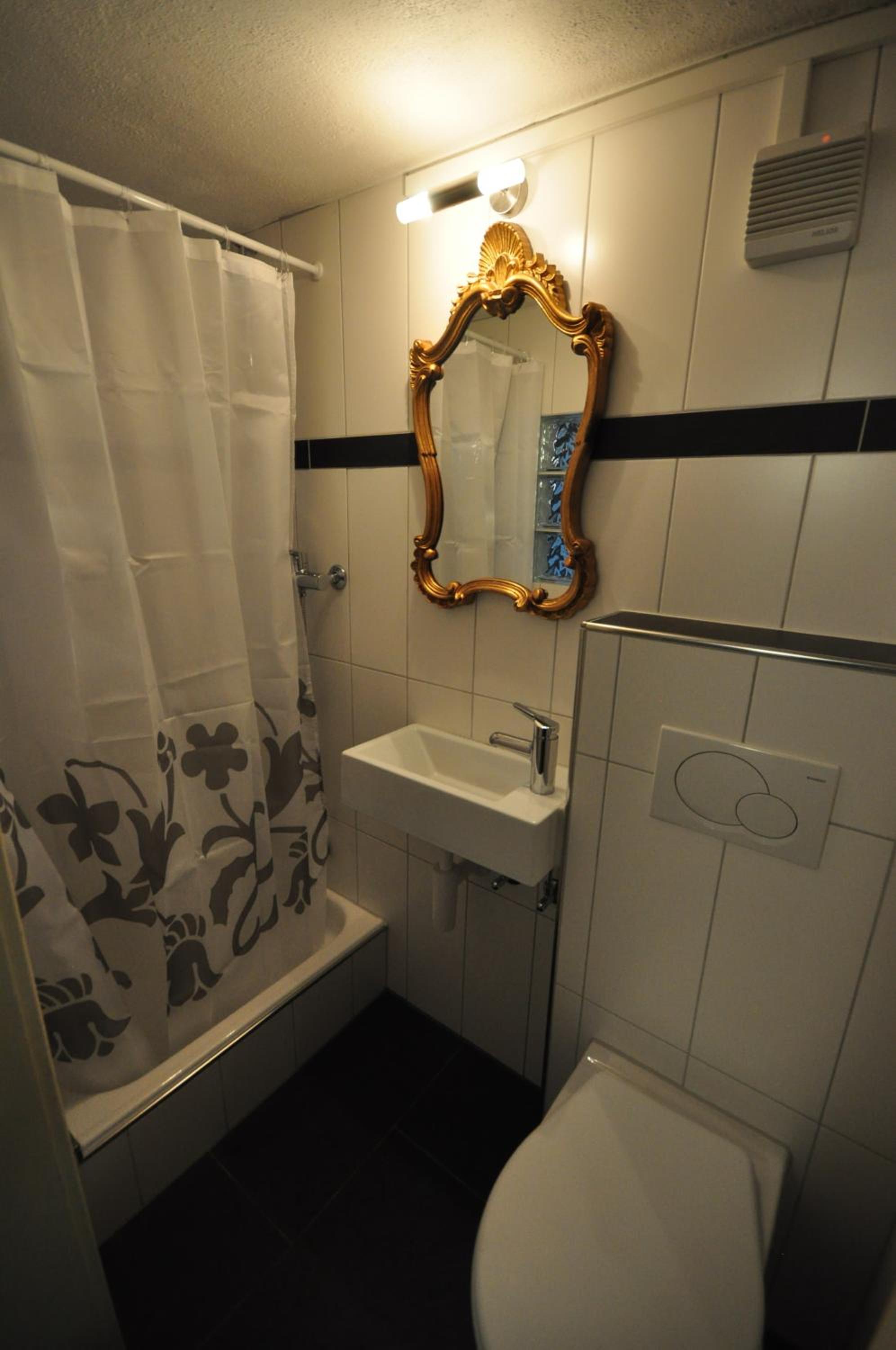 Apartment - Ground Floor photo 2