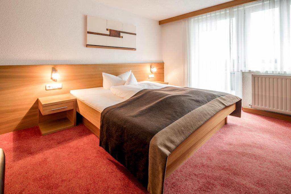 Small Double Room photo 1