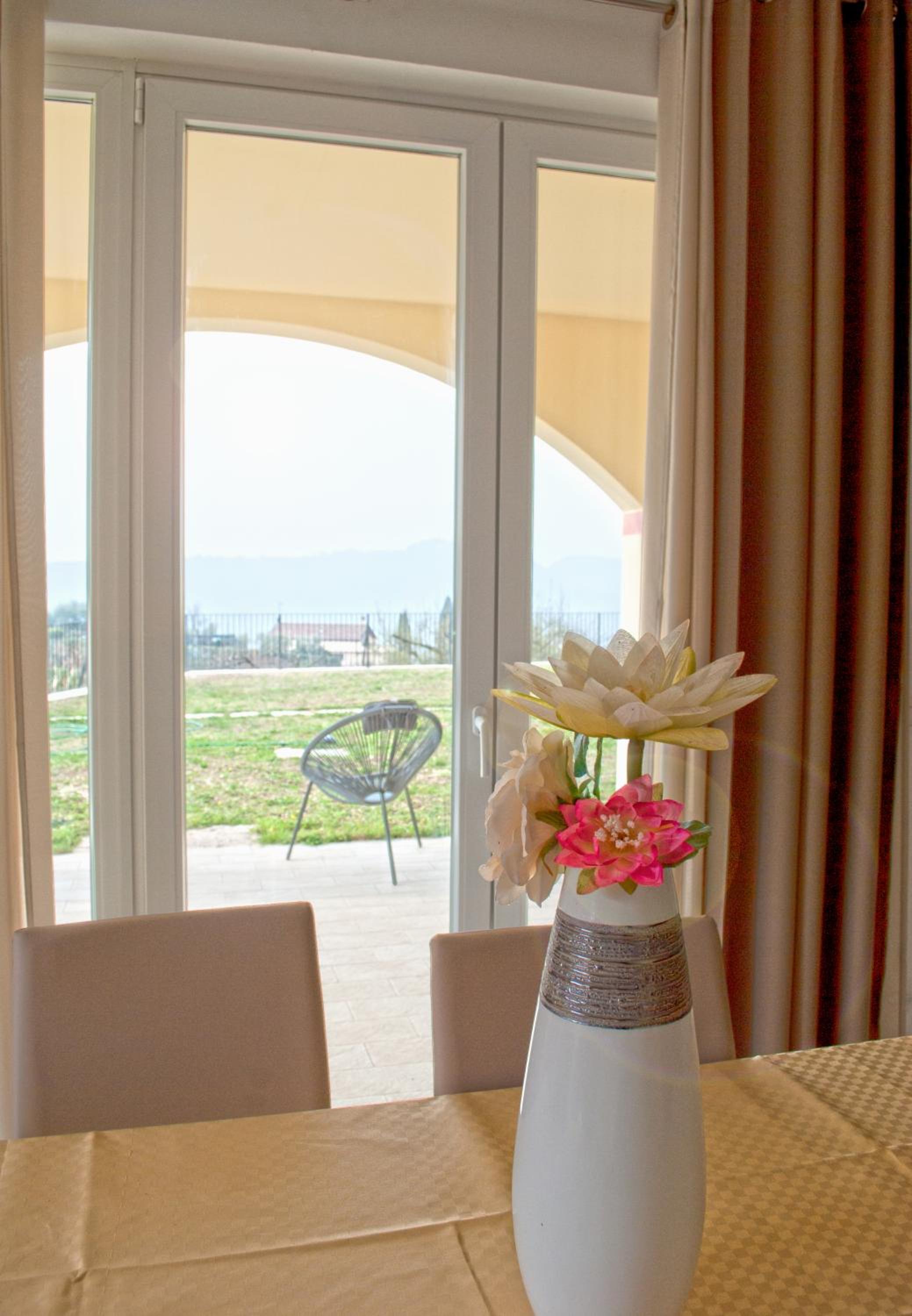 Apartment with Garden View - Photo 2