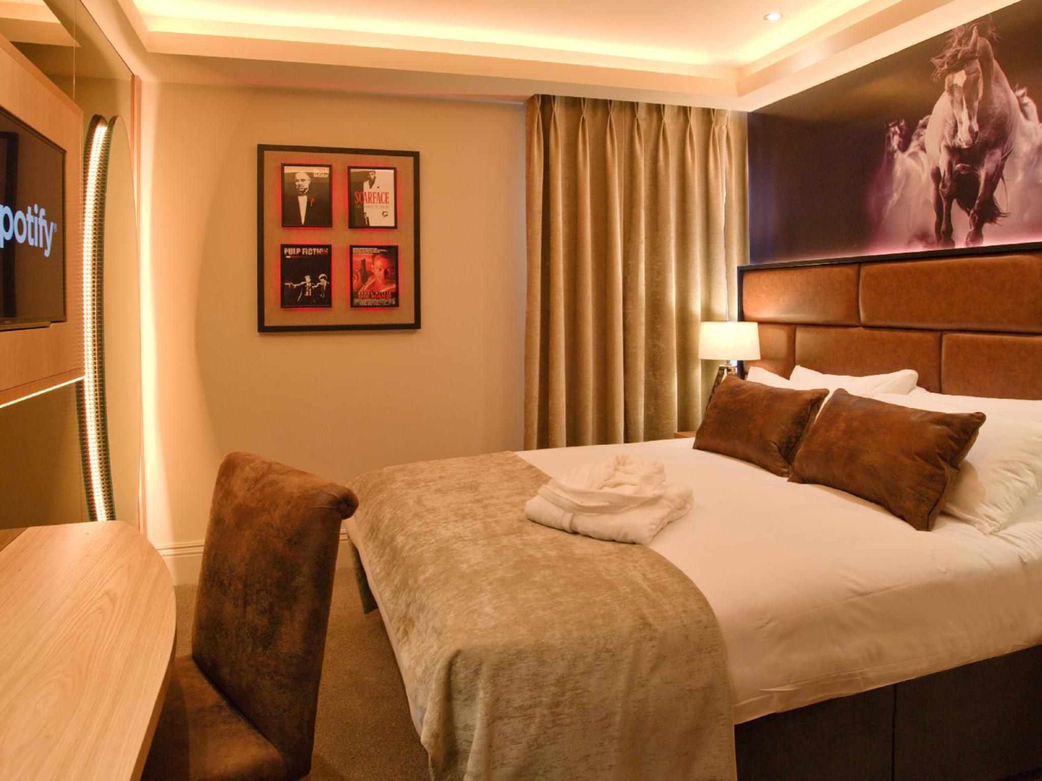 Standard Double Room - Photo 5