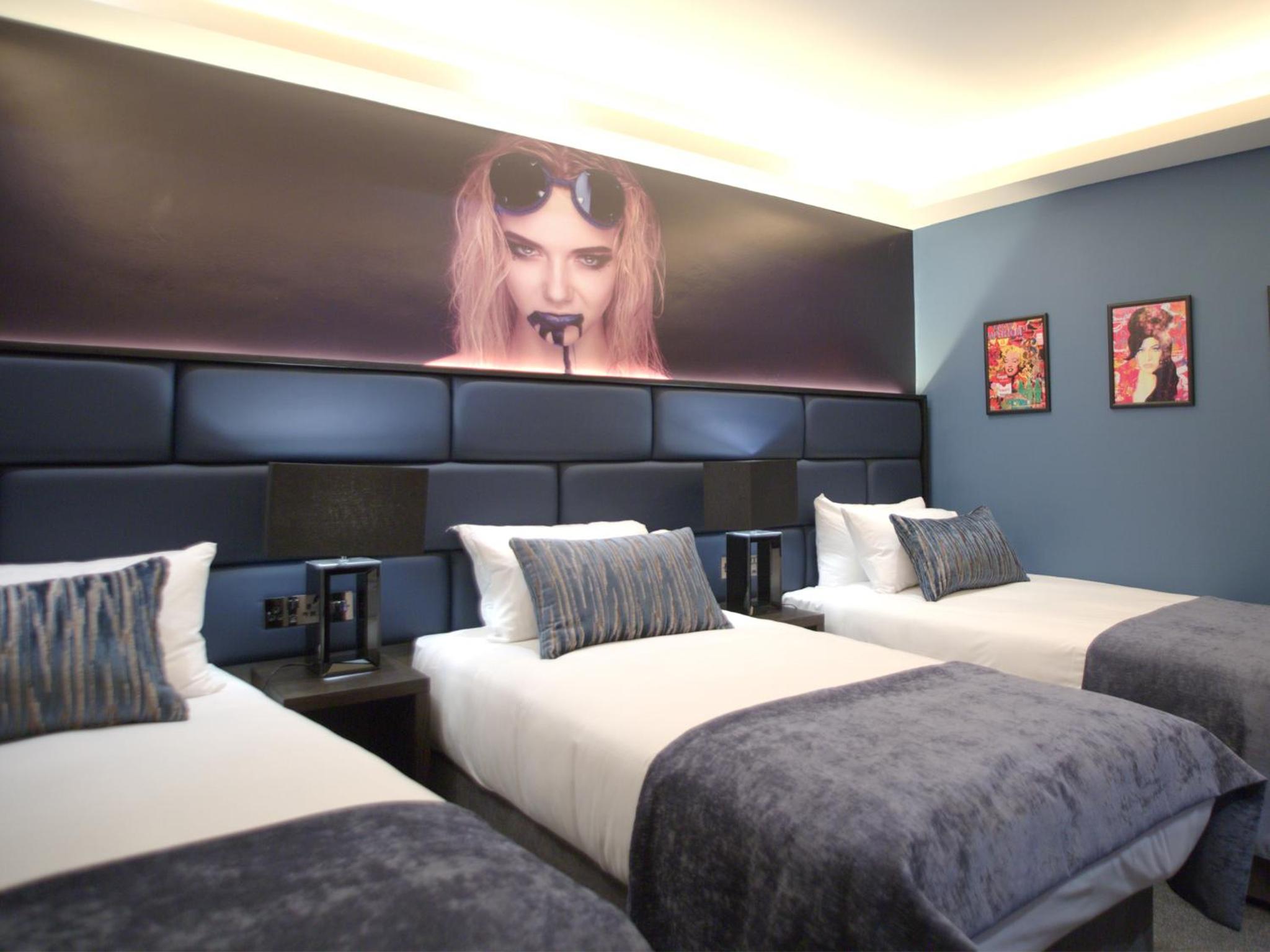 Standard Triple Room - Photo 10