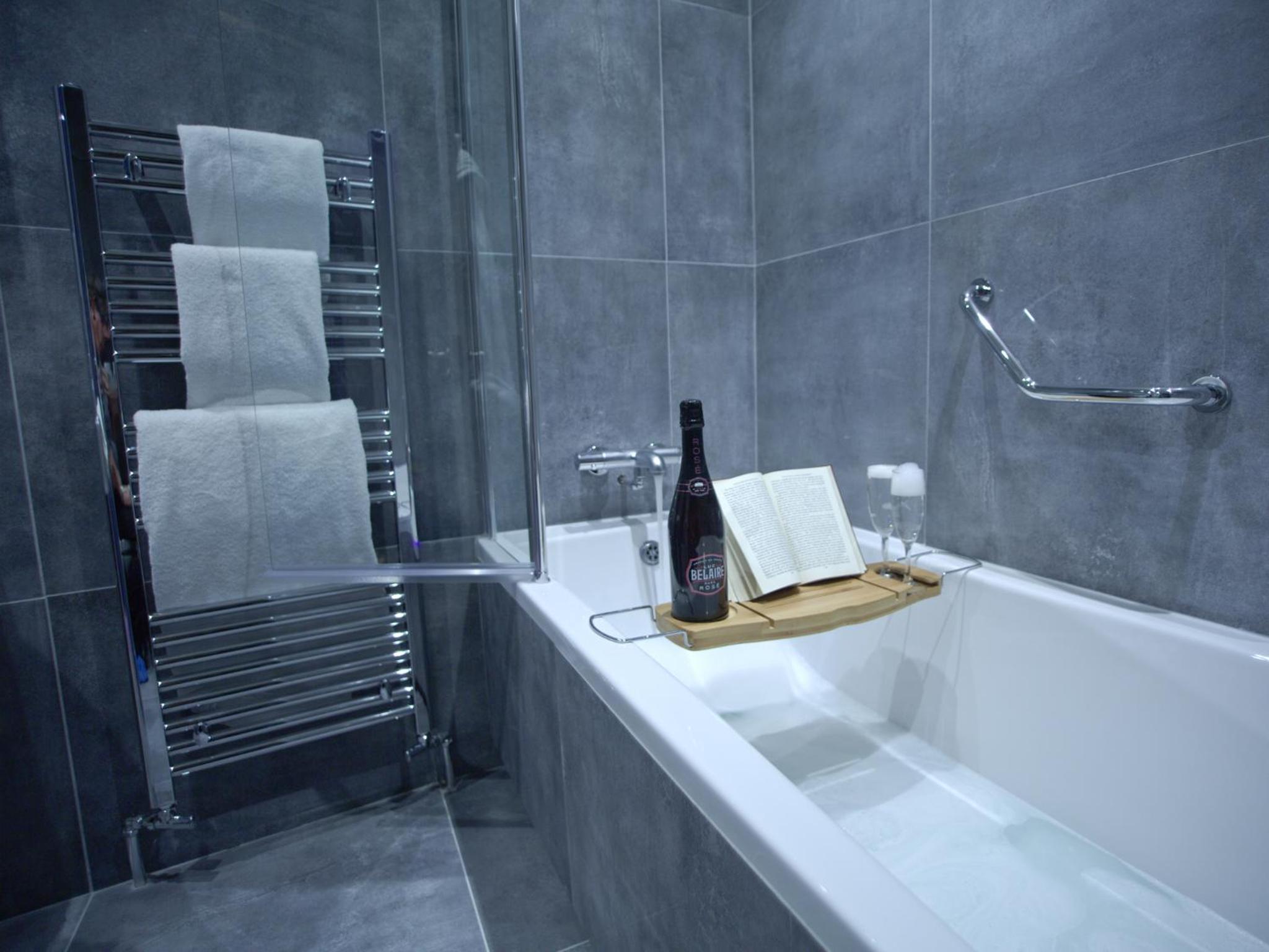Standard Triple Room - Photo 14