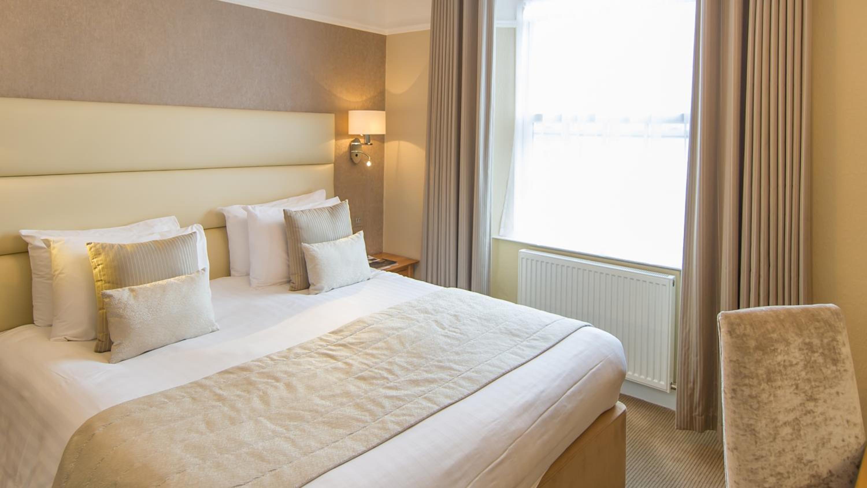 Standard Double Room - Photo 1